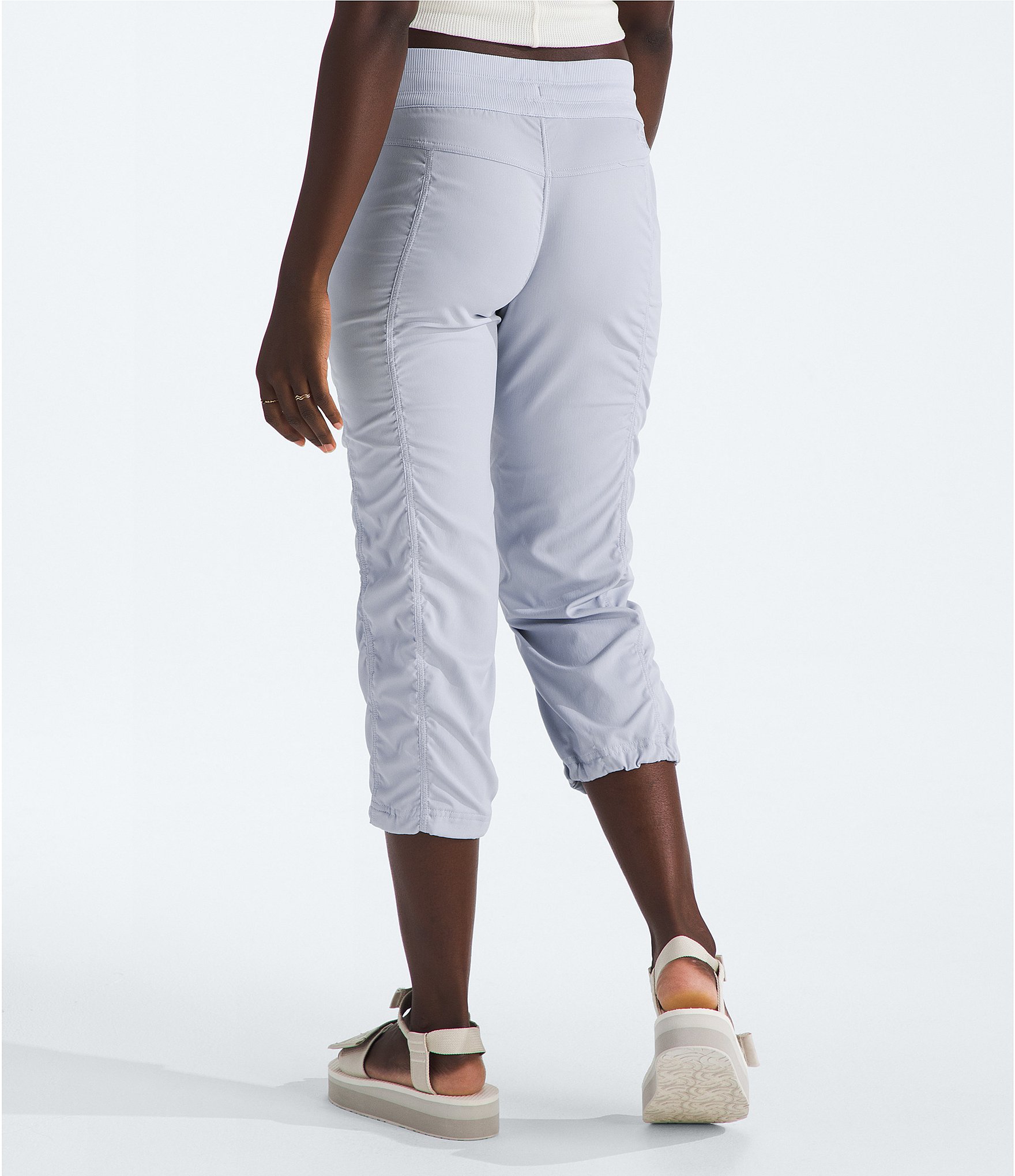 The North Face Aphrodite 2.0 Straight Leg Pull-On Capri Pants
