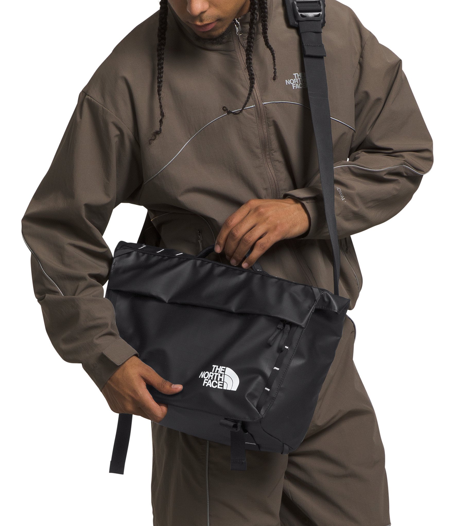 The North Face Base Camp Voyager Messenger Bag