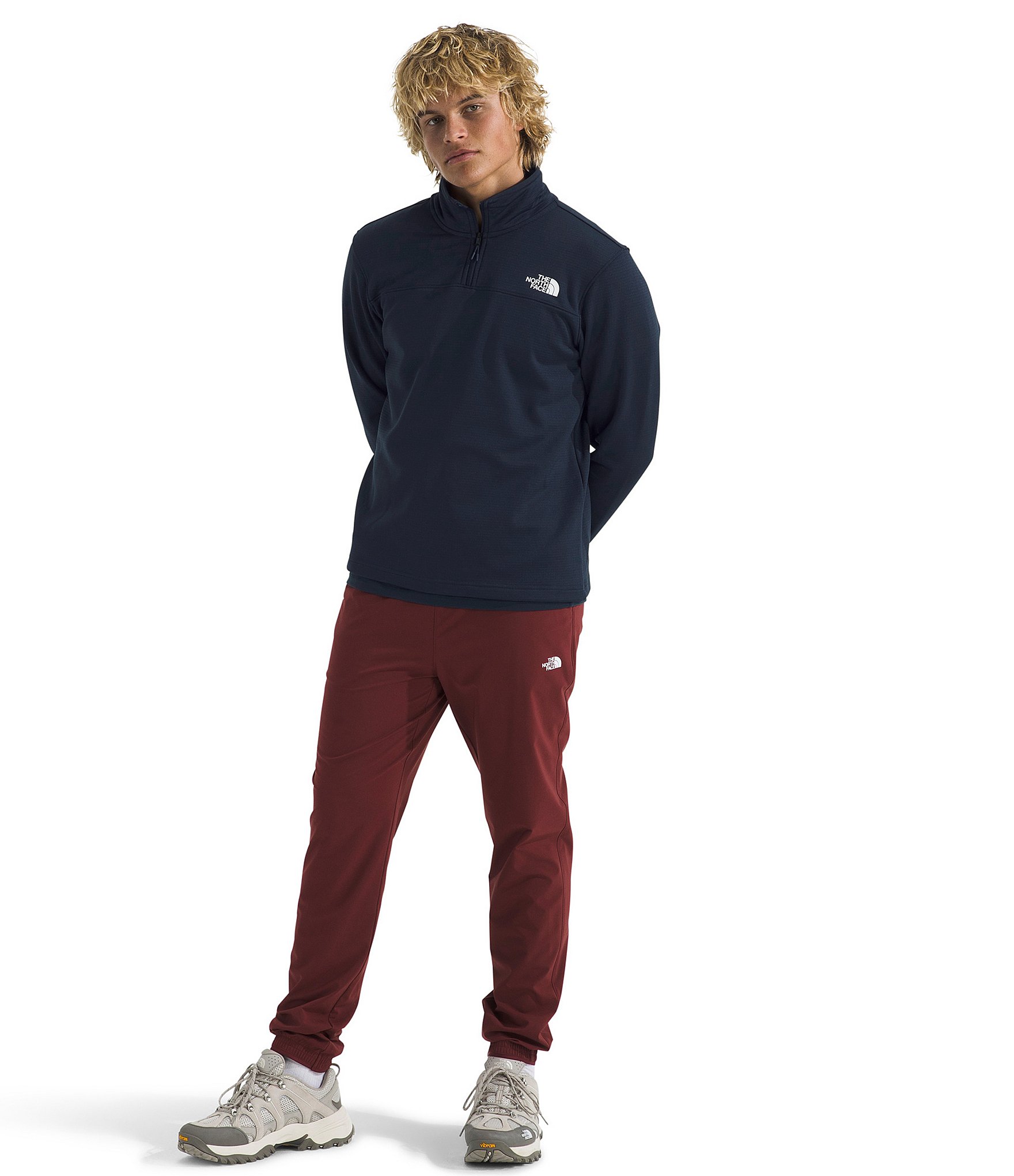 The North Face Cedar Trail Grid Long Sleeve 1/4 Zip Fleece Pullover