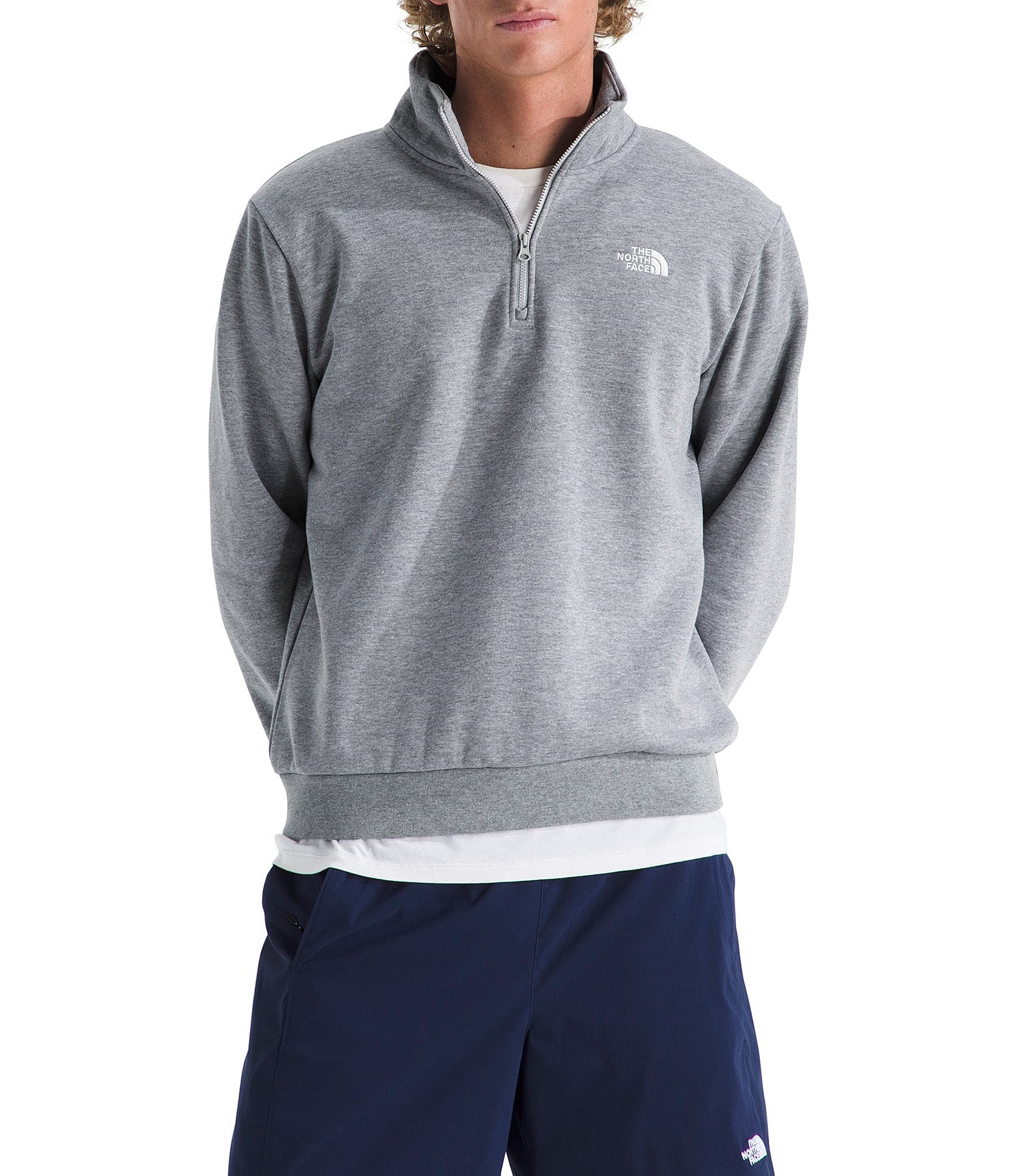 The North Face Evolution Long Sleeve Embroidered Logo Pullover