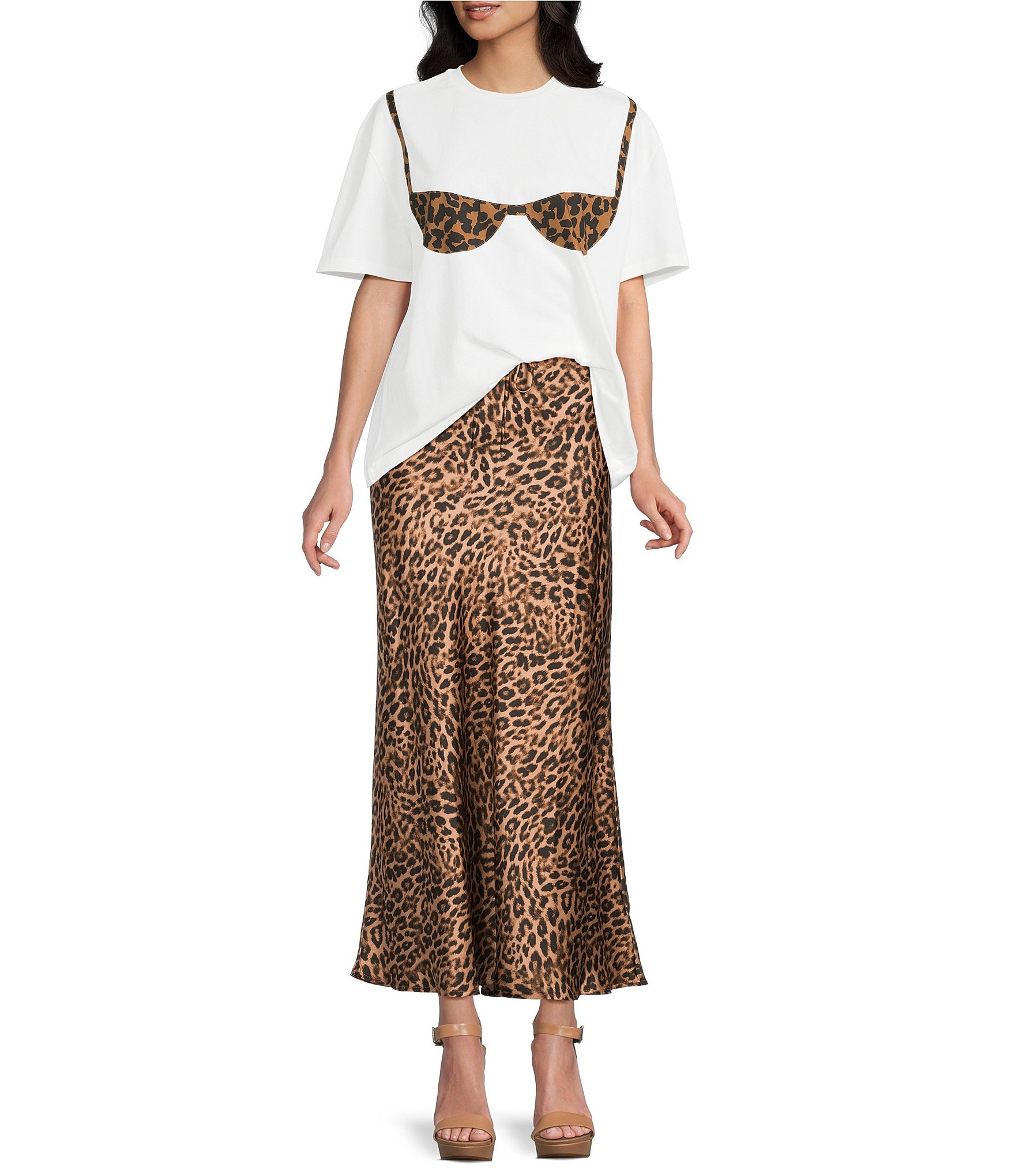 Things Between Cheetah Bra Crew Neck Short Sleeve Knit Tee