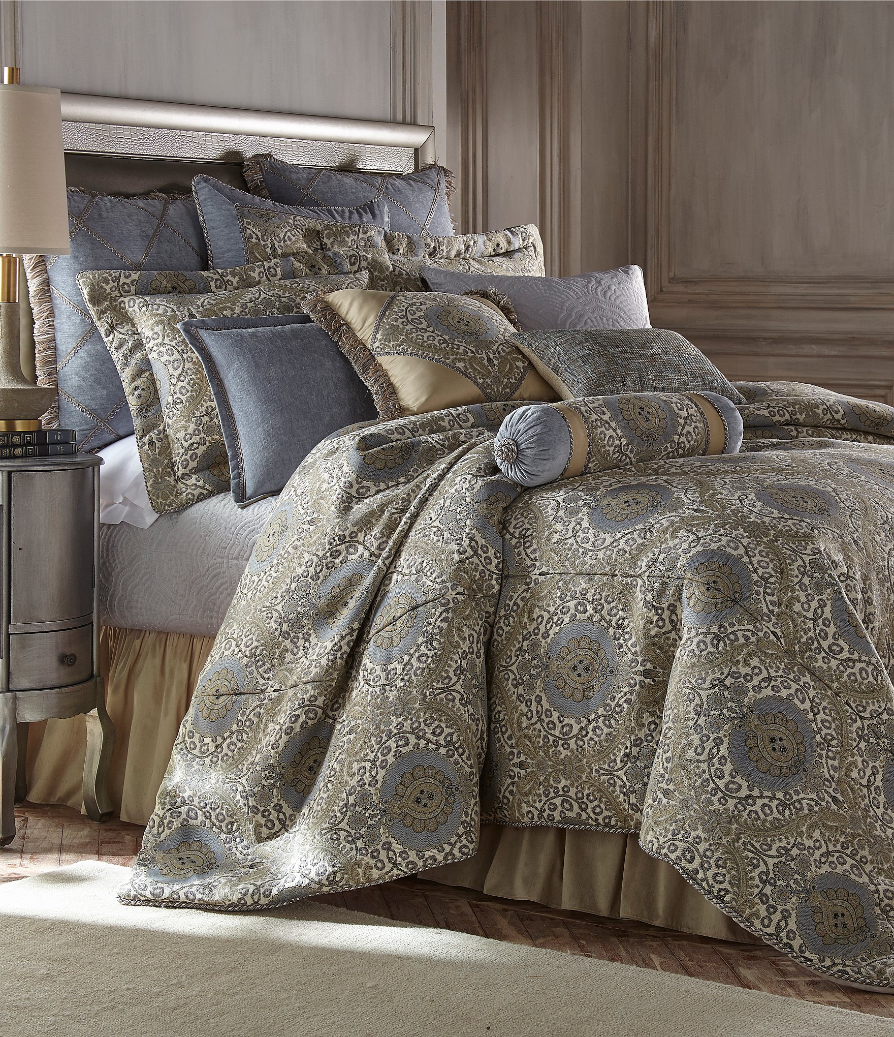 Hot Thread and Weave Newport King Size 3-Piece Duvet Set in Taupe (Open Box)