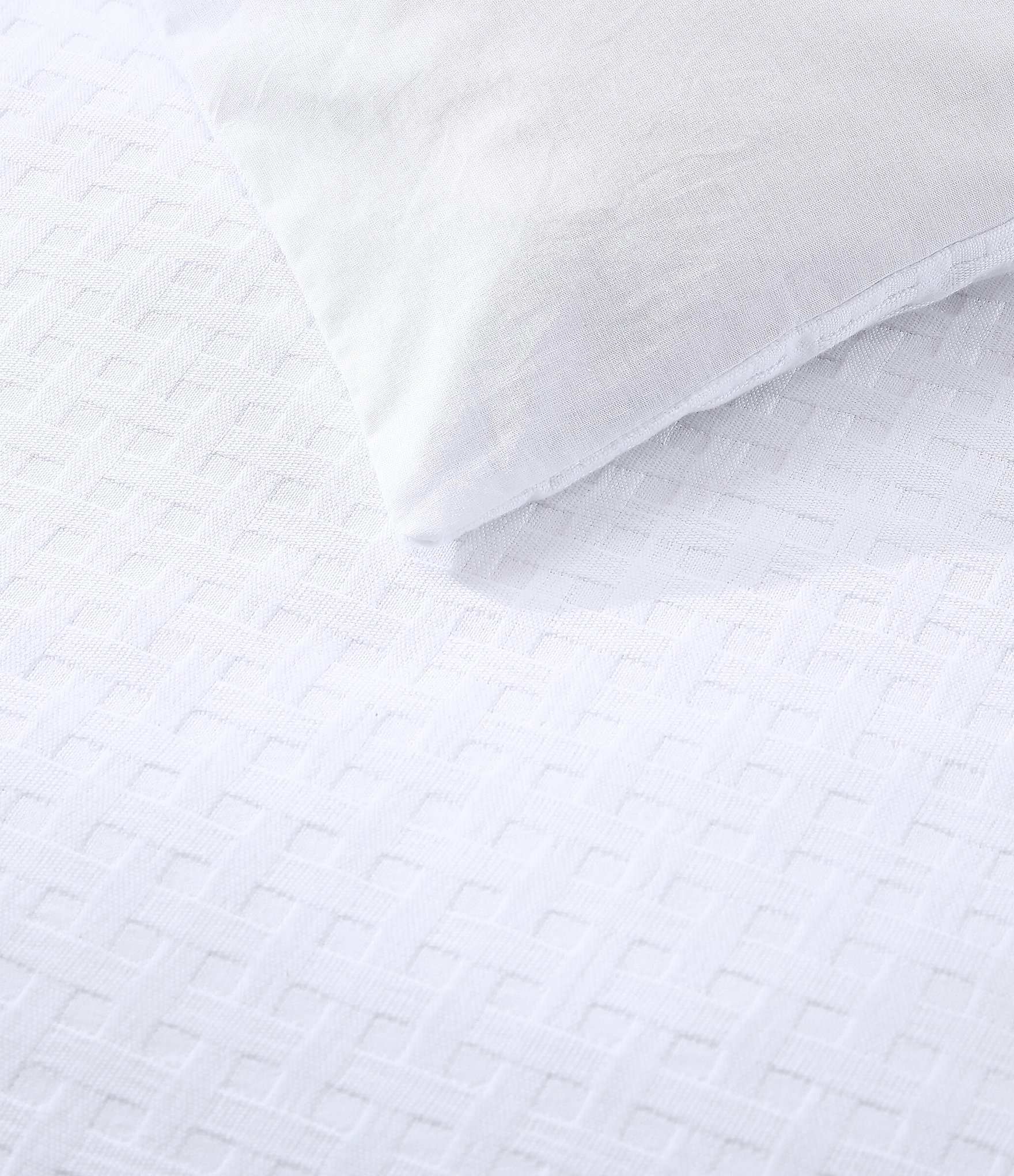 Tommy Bahama Basketweave Solid White Cotton Comforter Mini Set