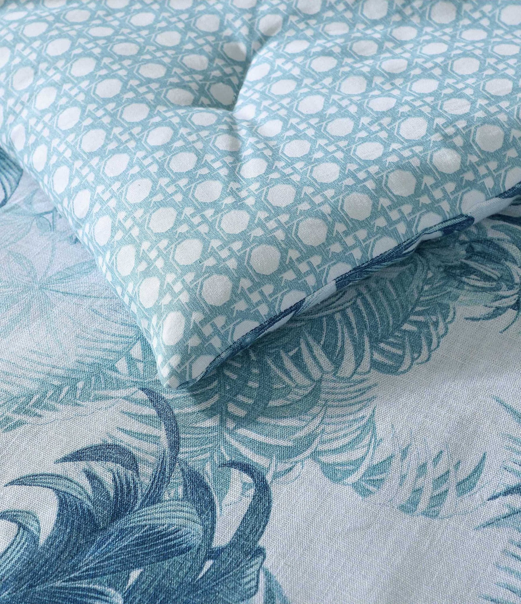 Tommy Bahama Legacy Palms Reversible Mini Comforter Set