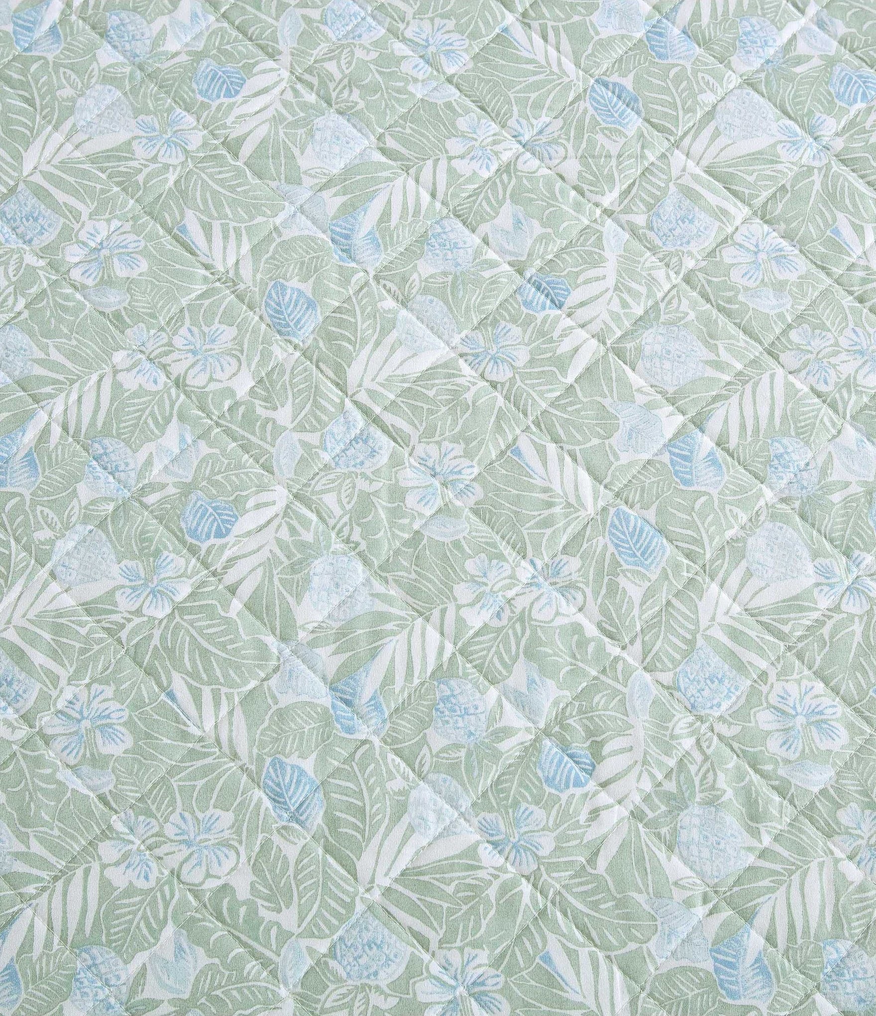 Tommy Bahama Pineapple Bloom Printed Reversible Quilt Mini Set