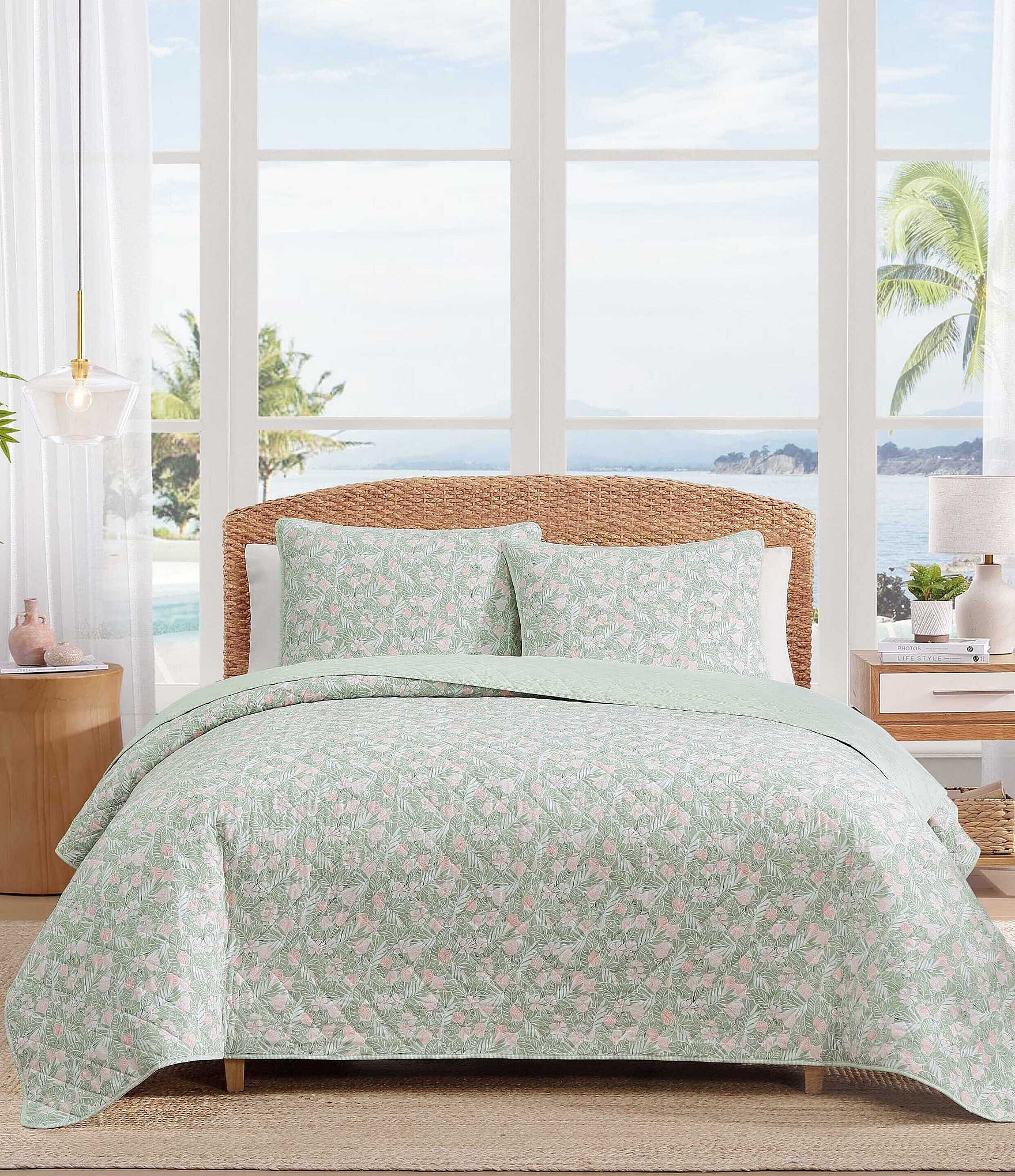 Tommy Bahama Pineapple Bloom Reversible Quilt Mini Set