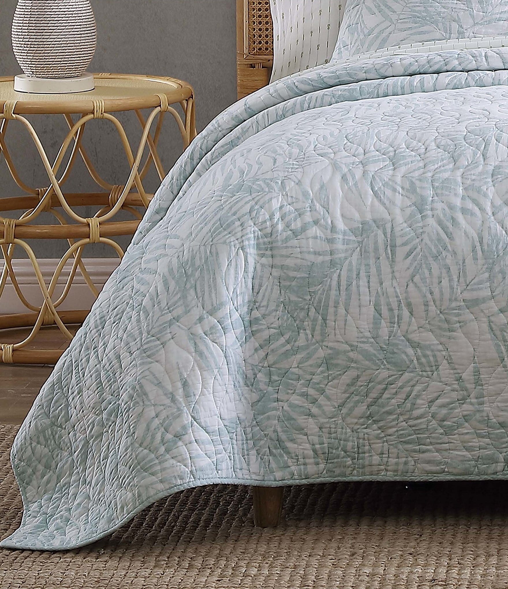 Tommy Bahama Printed Palmday Reversible Quilt Mini Set