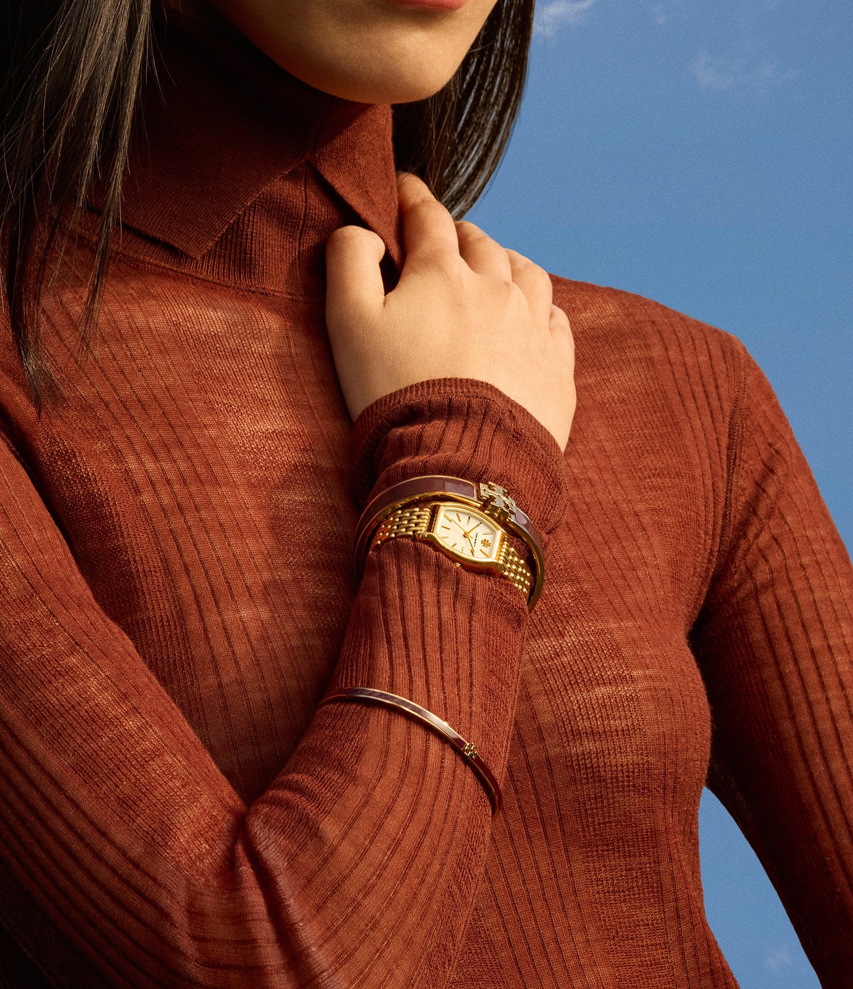 Tory Burch Women's Small Eleanor Curve Quartz Three-Hand Stainless Steel Bracelet Watch