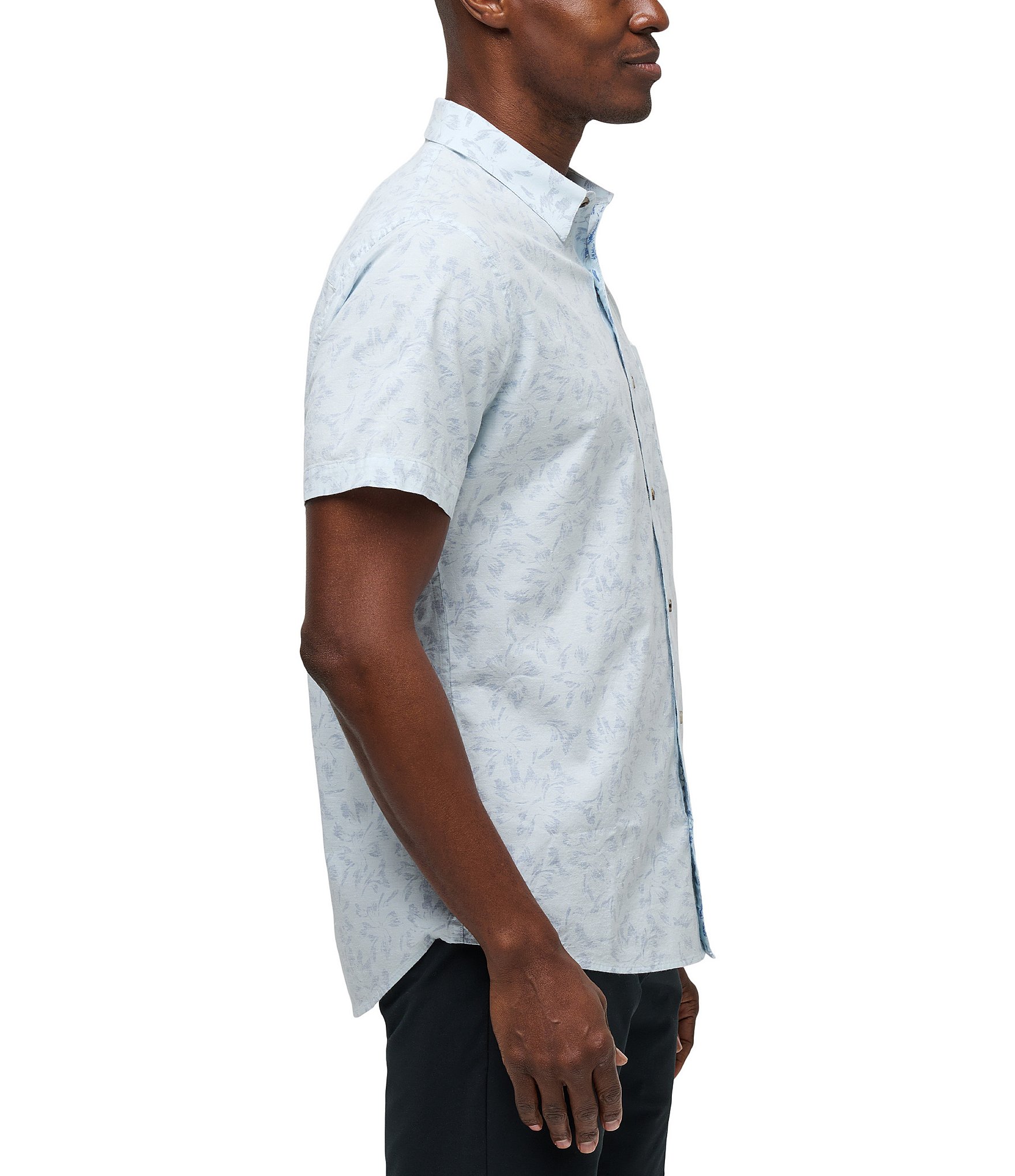 TravisMathew King Air Short Sleeve Woven Shirt