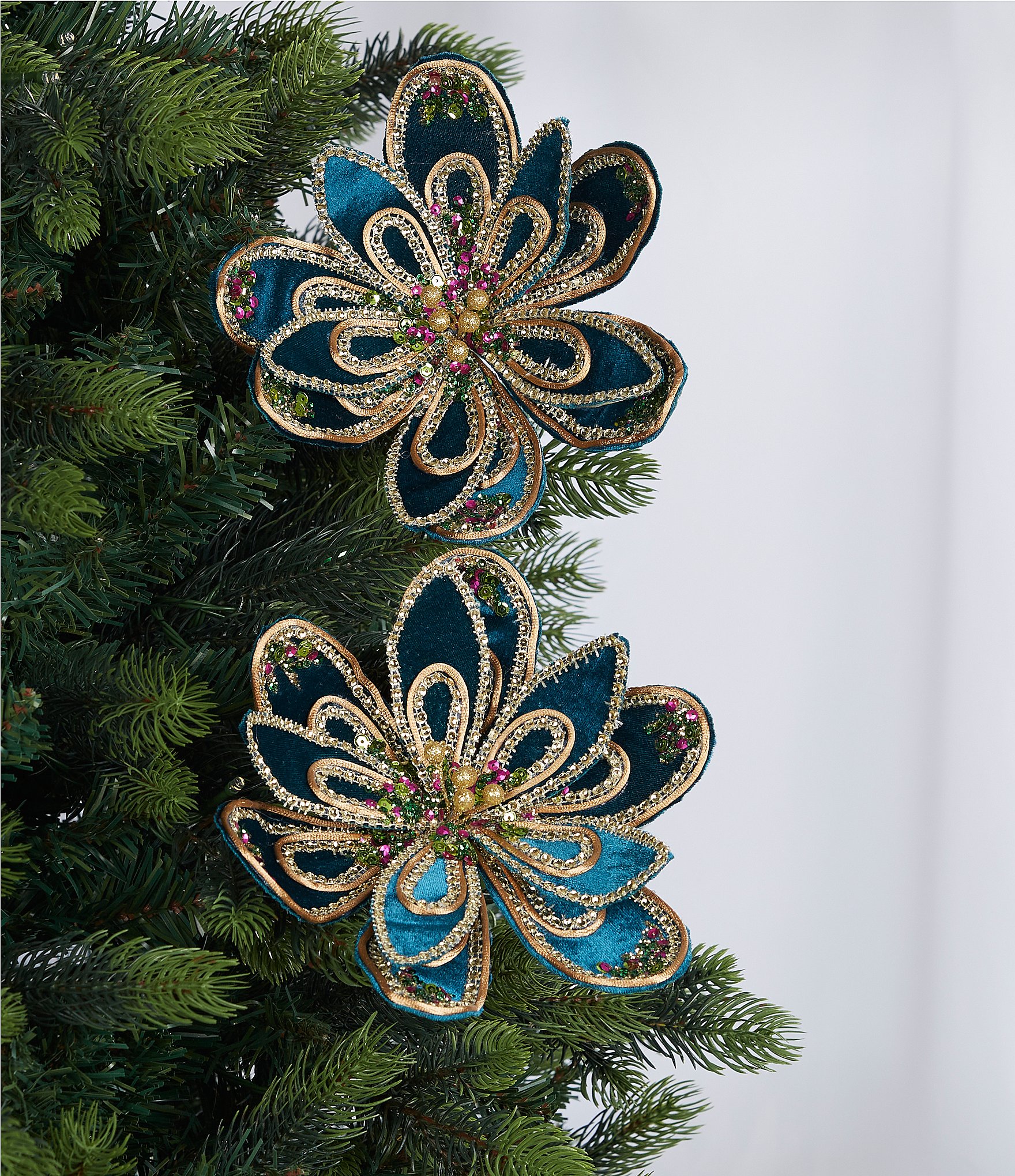 Holiday & Christmas Ornaments & Tree Accessories