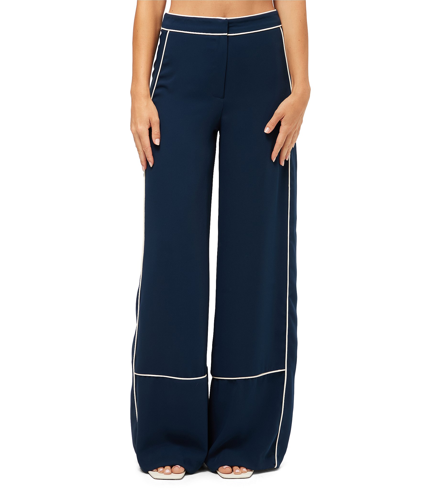 【2plan】Ridi V-tuck wide slacks Ridi V-tuck wide slacks - 2PLAN | 60% - Asian Fashion Online
