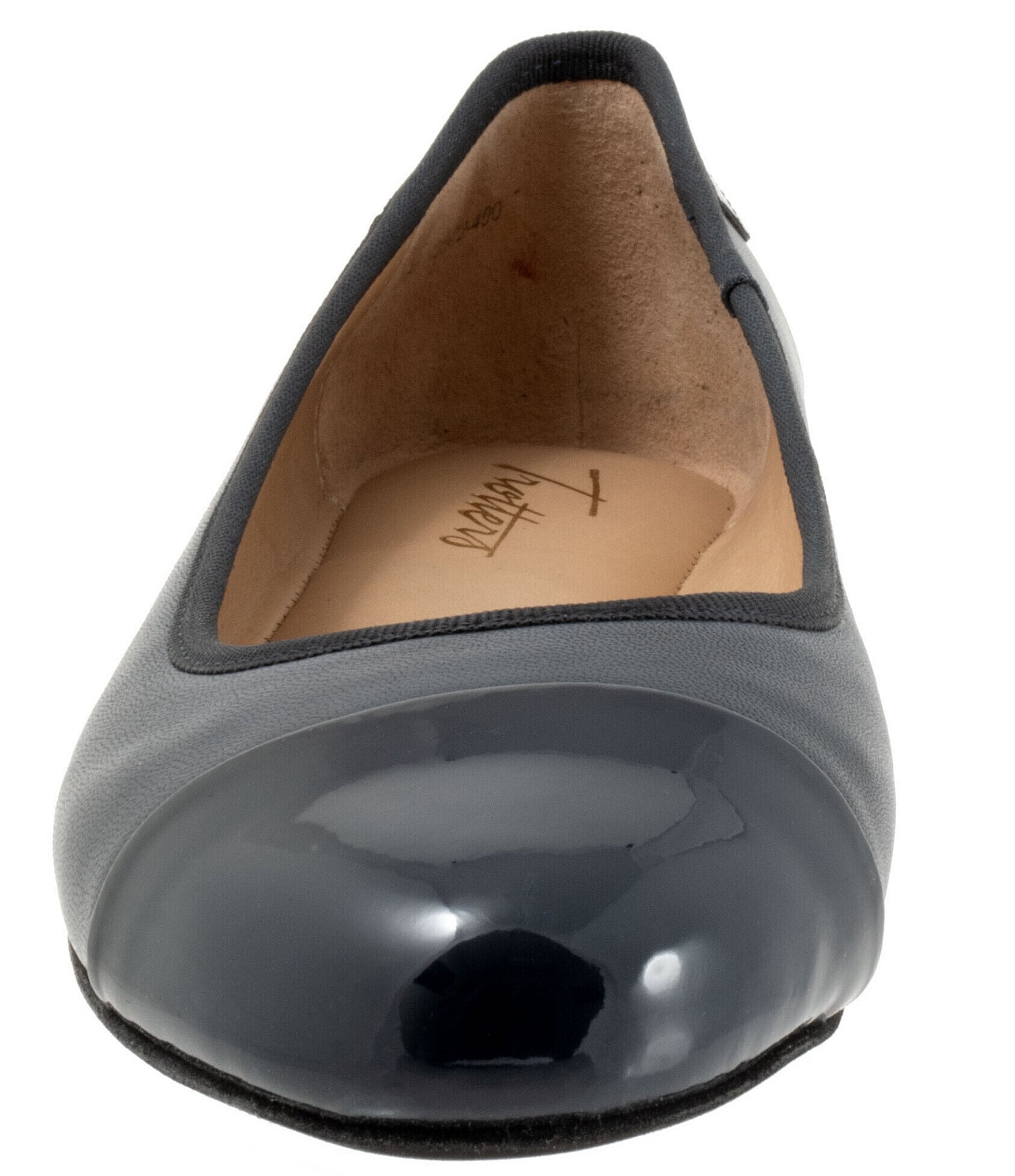 Trotters Clara Leather Patent Cap Toe Flats
