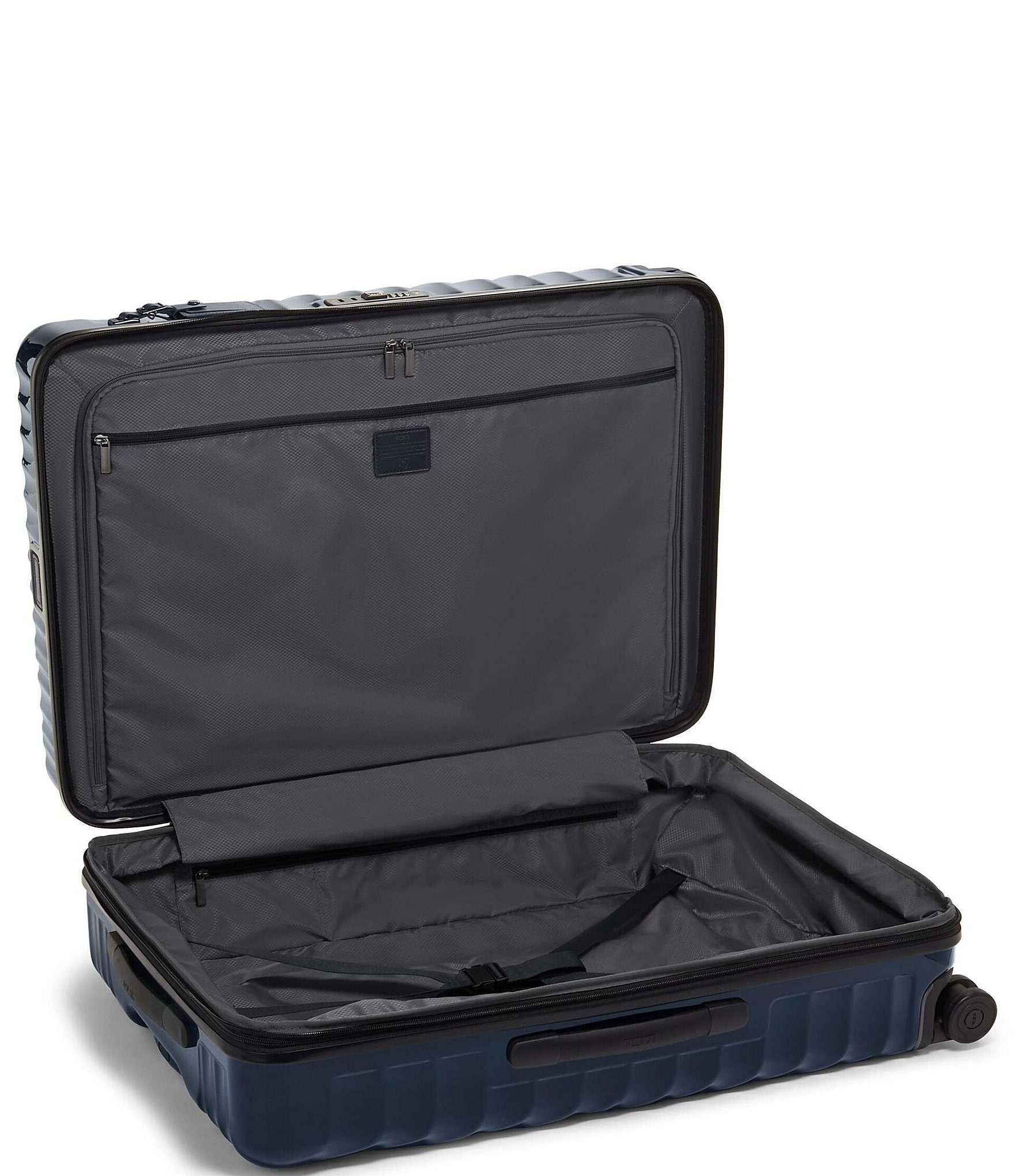 Tumi 19 Degree Extended Trip Expandable 4 Wheeled Packing Case Spinner