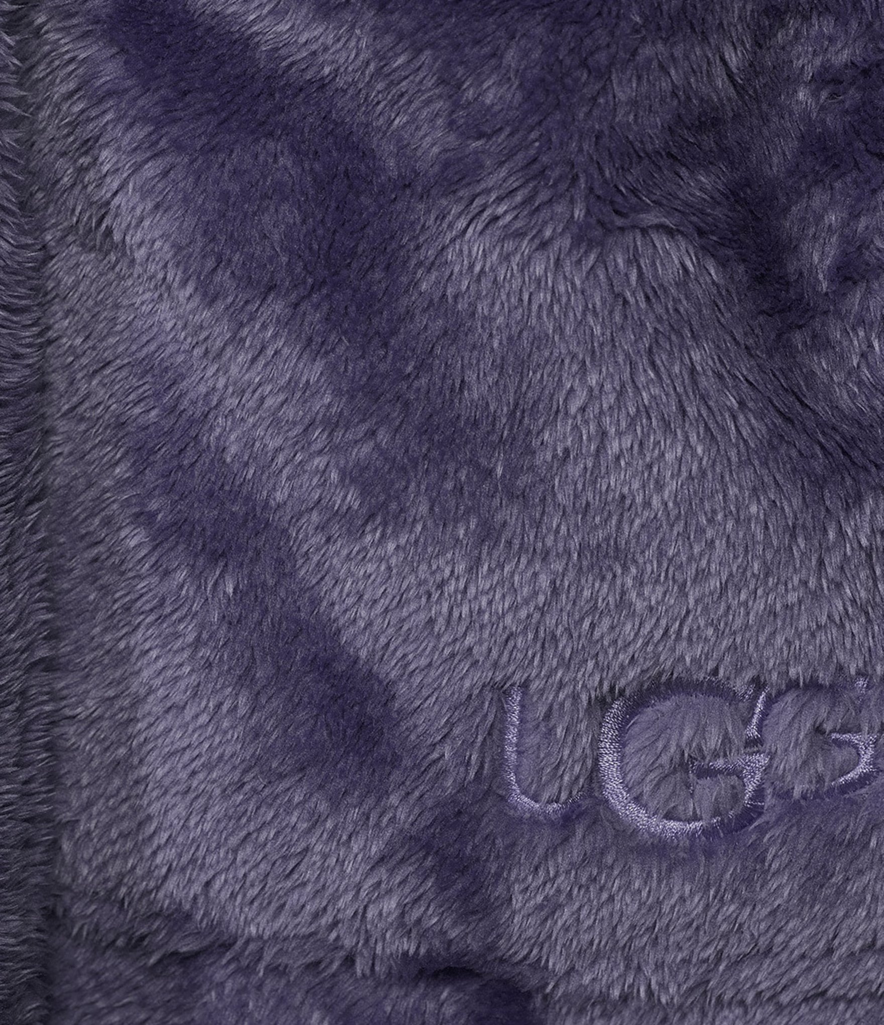 UGG® Aarti Plush Hooded Cozy Sherpa Robe