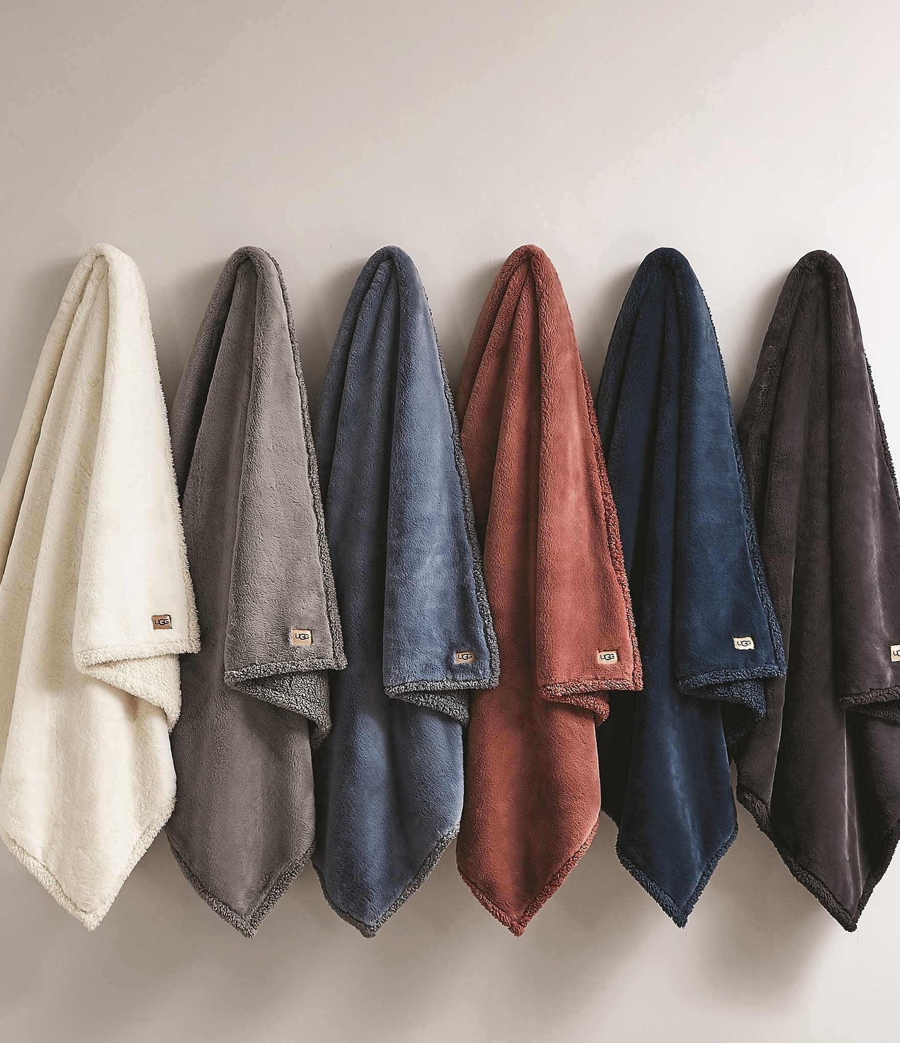 UGG Cynthia Faux Fur Throw Blanket