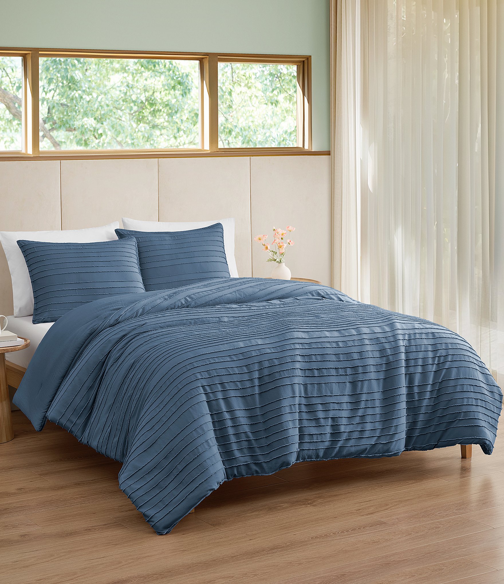 UGG Devon Textured Comforter Mini Set