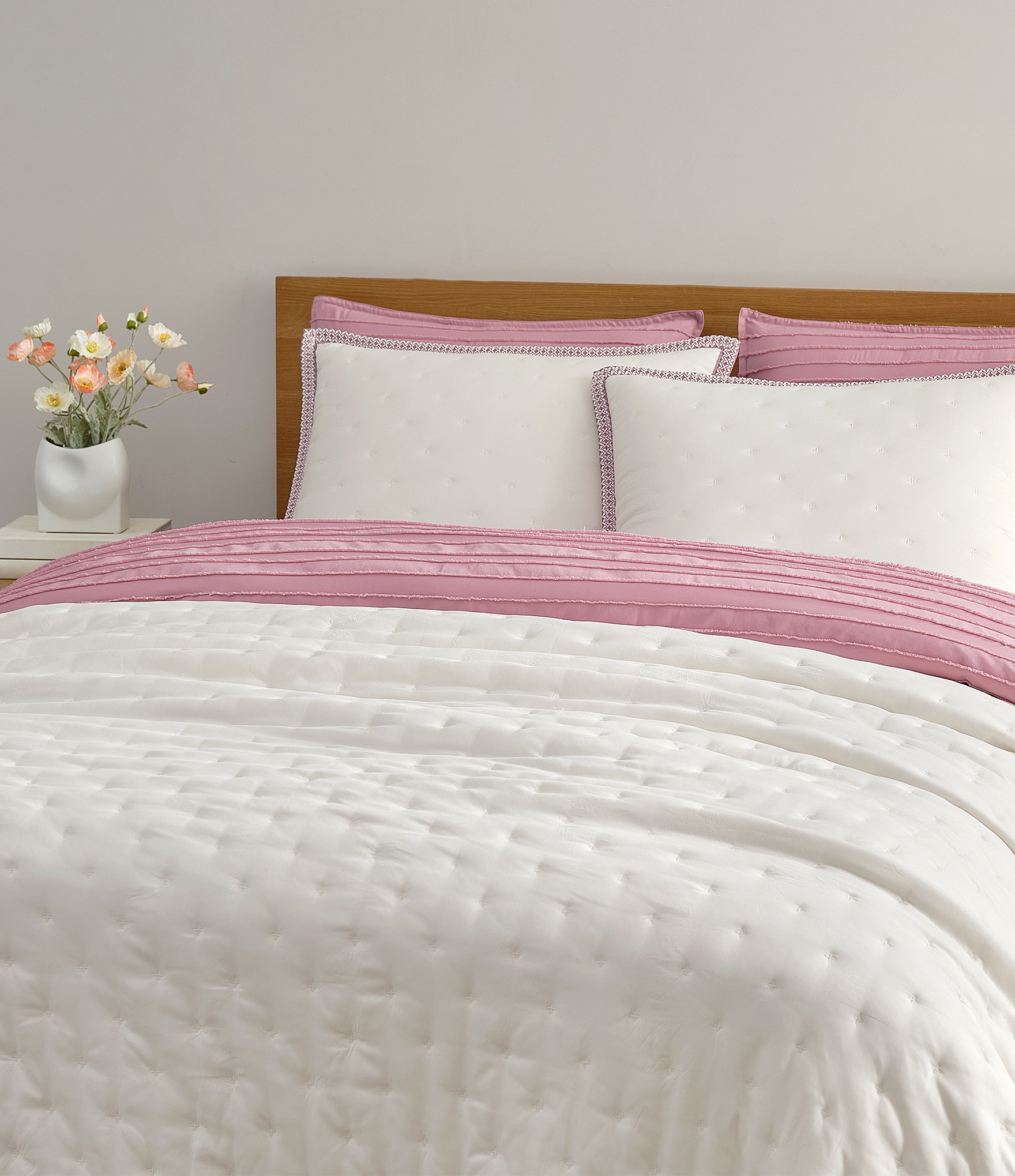 UGG Devon UGG Braid Two-Tone Quilt Mini Set