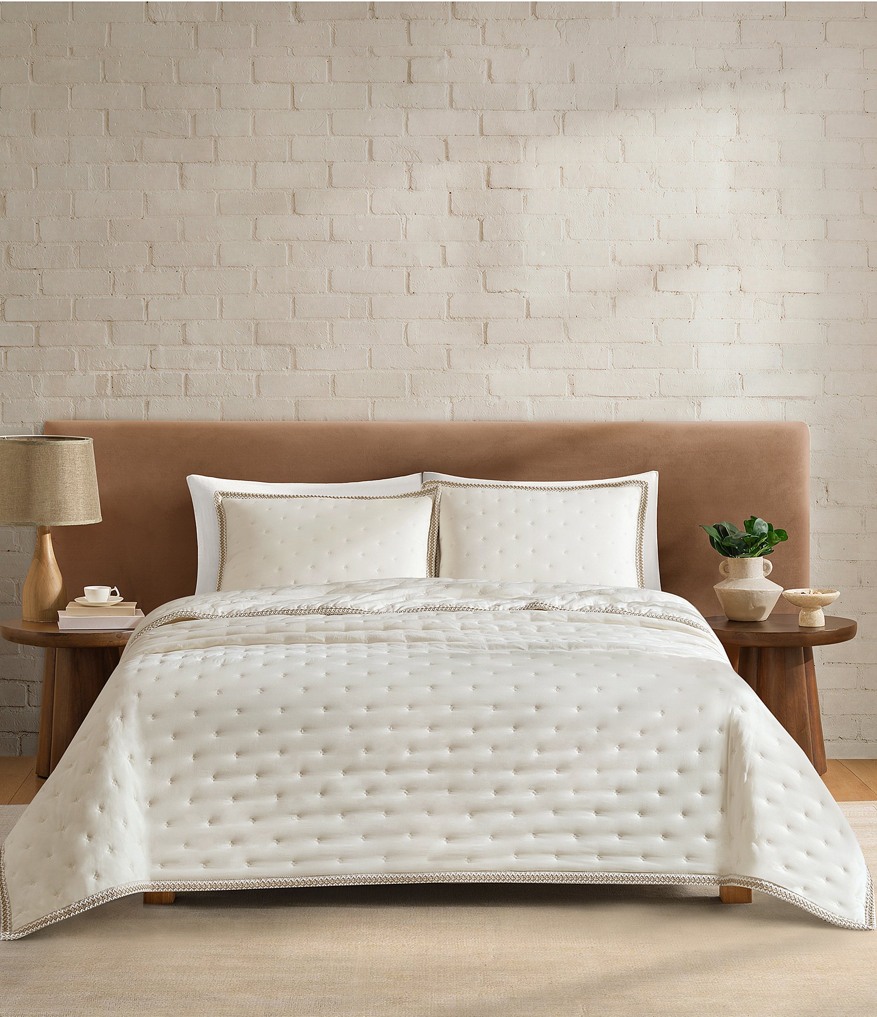 UGG Devon UGGBraid Quilt Set