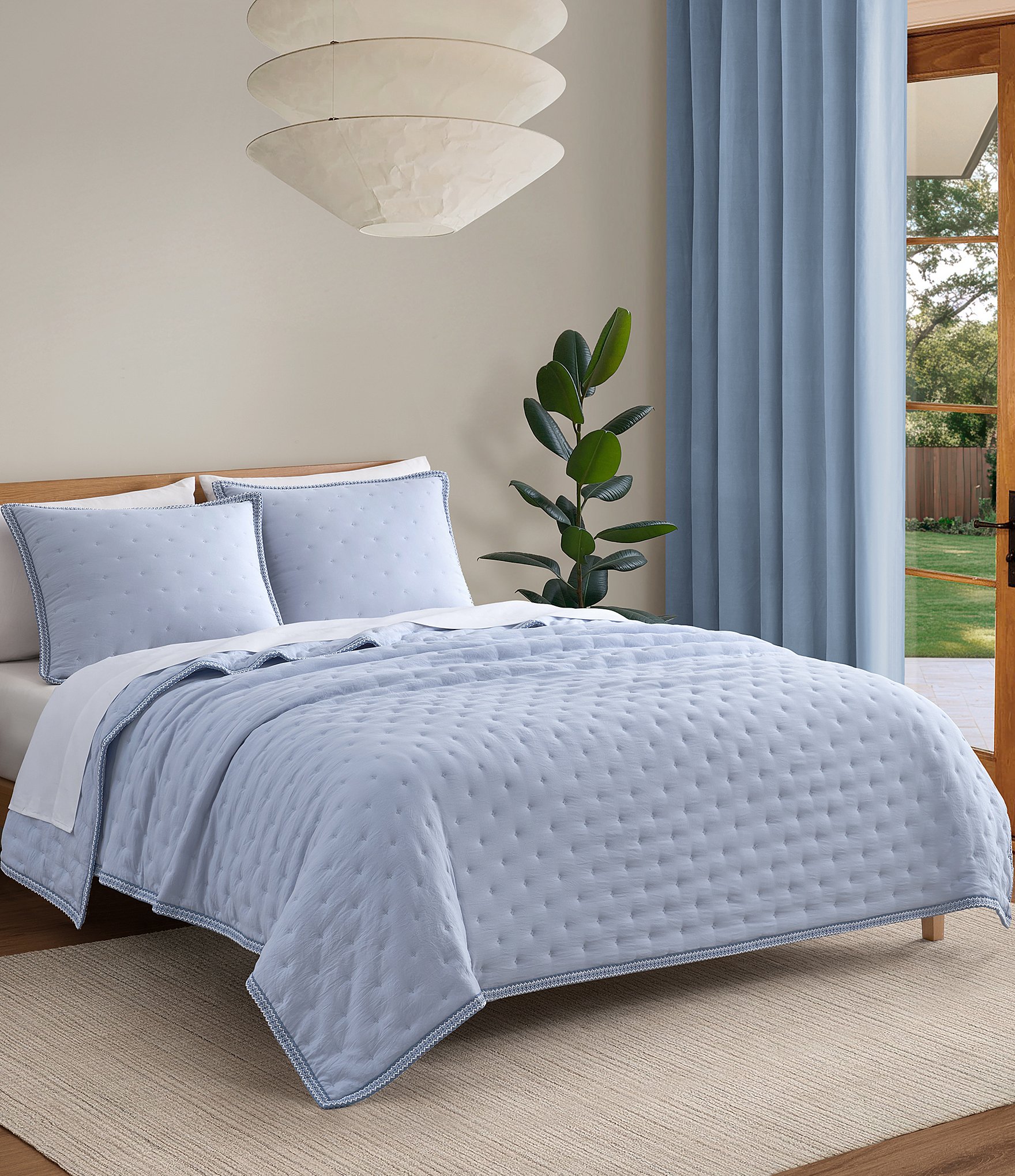 UGG Devon UGGBraid Quilt Set