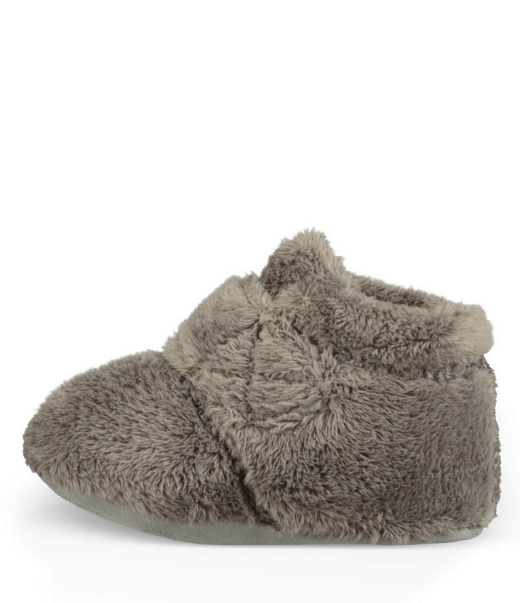 UGG® Kids' Bixbee Crib Shoe And Lovey Blanket Washable Gift Set (Infant)