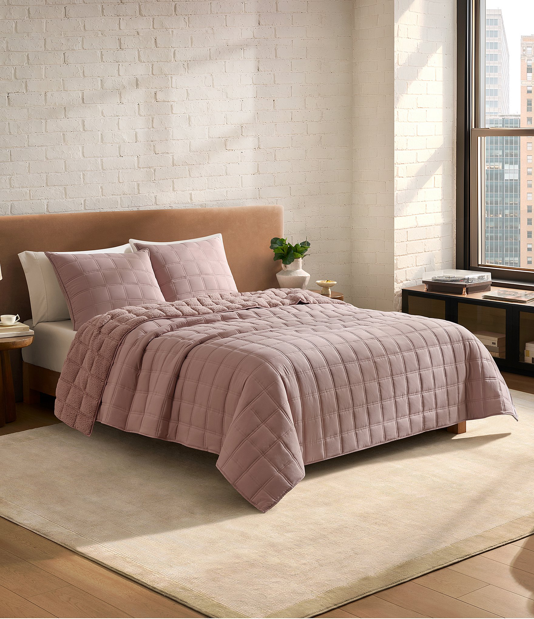 UGG UGGfluff Gizelle Quilt Mini Set