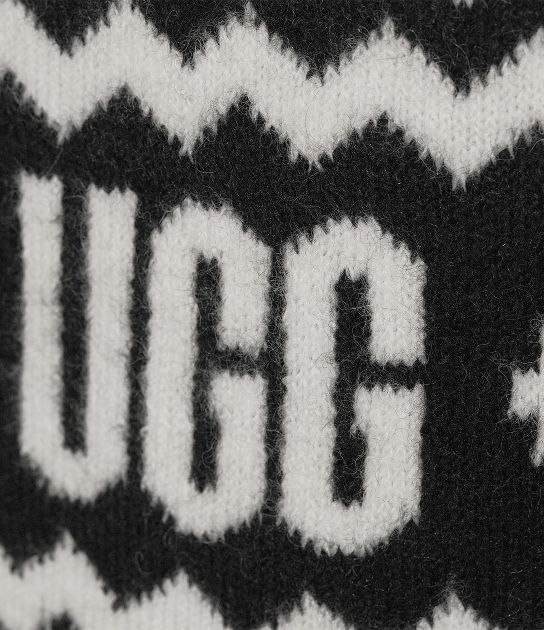 UGG Women's UGGisle Scarf