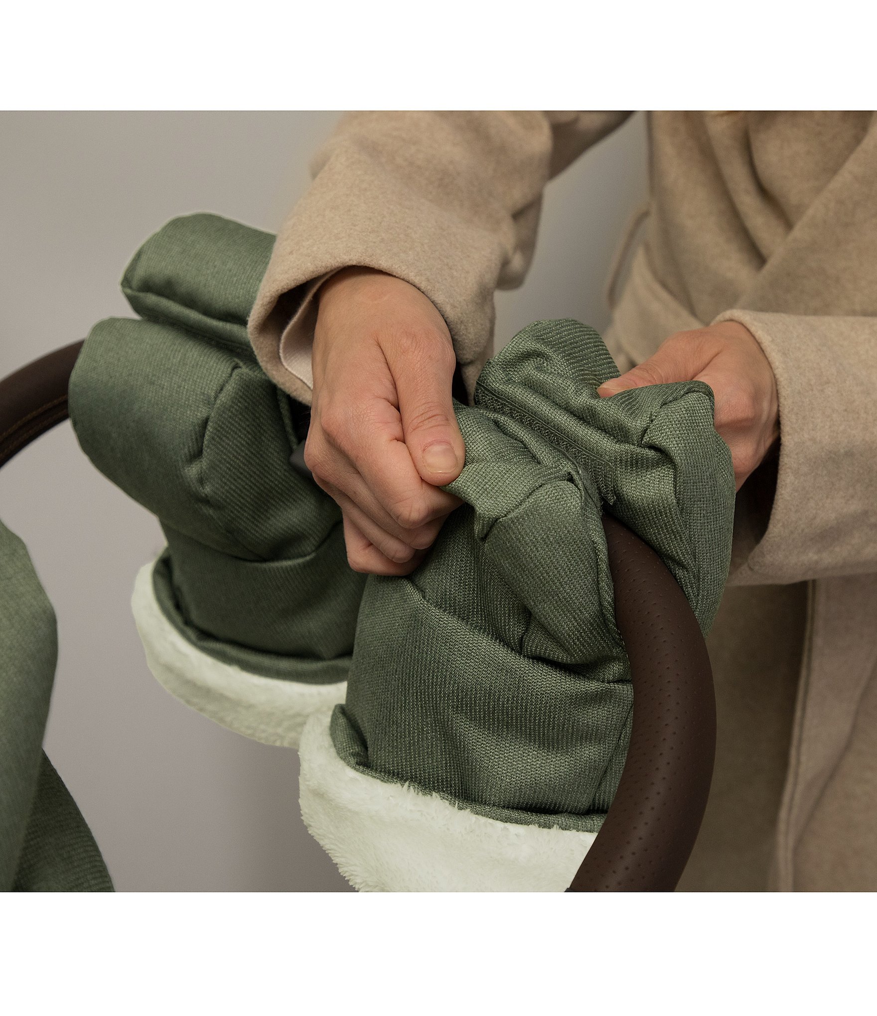 UPPAbaby Cozy Hand Muffs