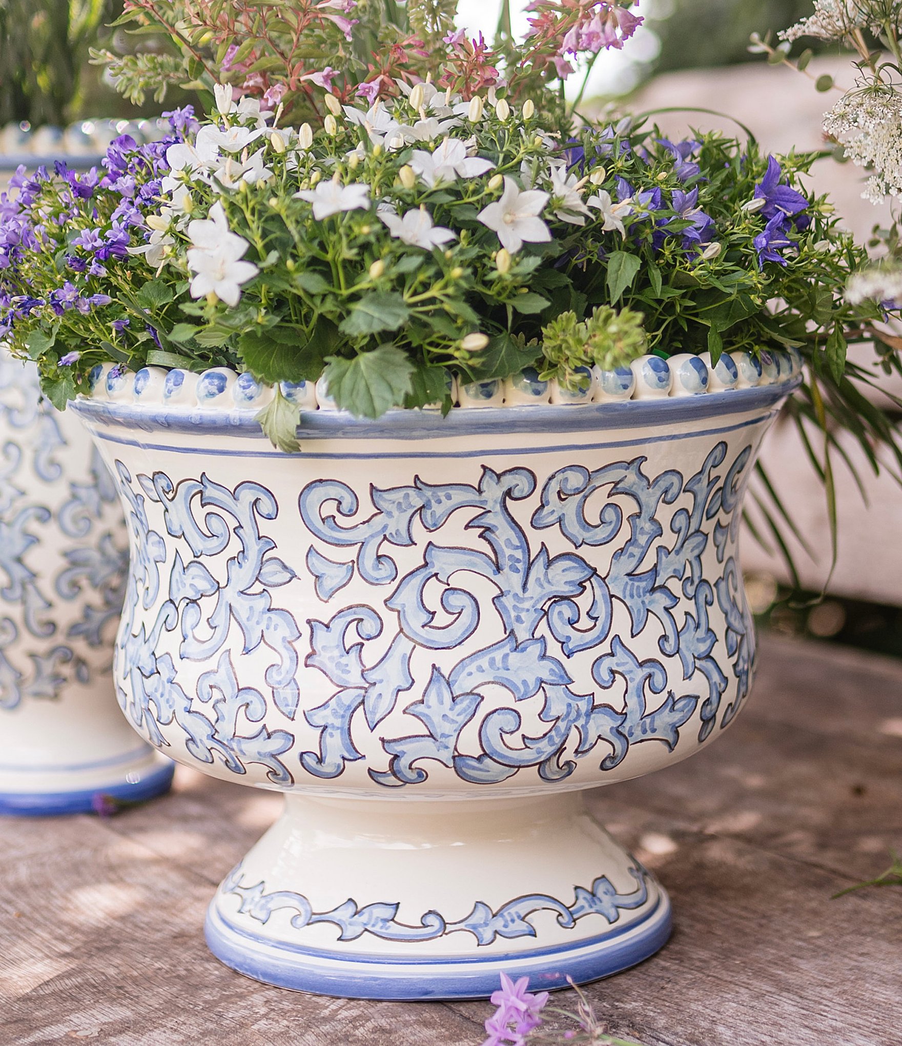 VIETRI Scorrimento Blu Collection Large Planter