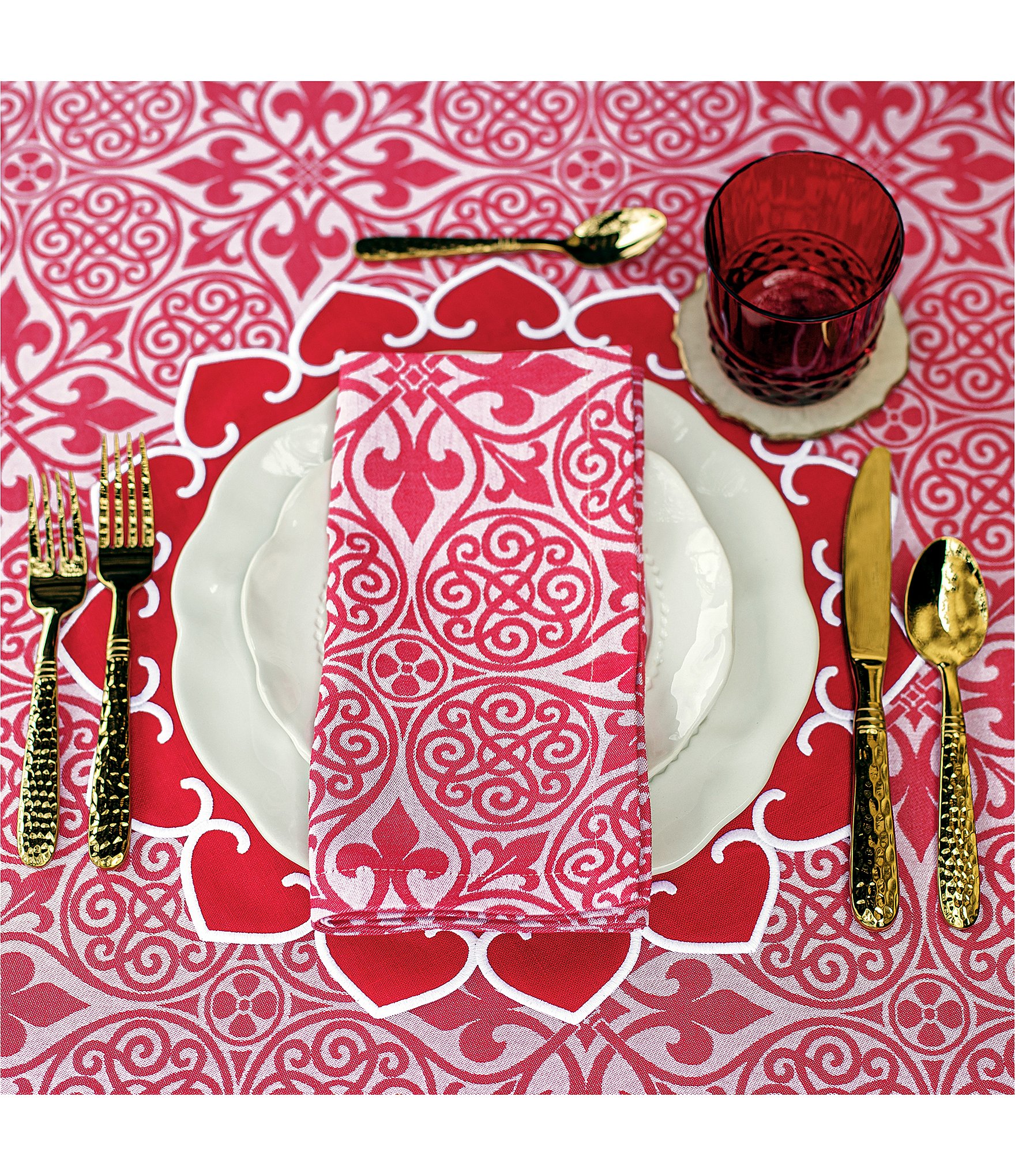 VIETRI Damask Tablecloth