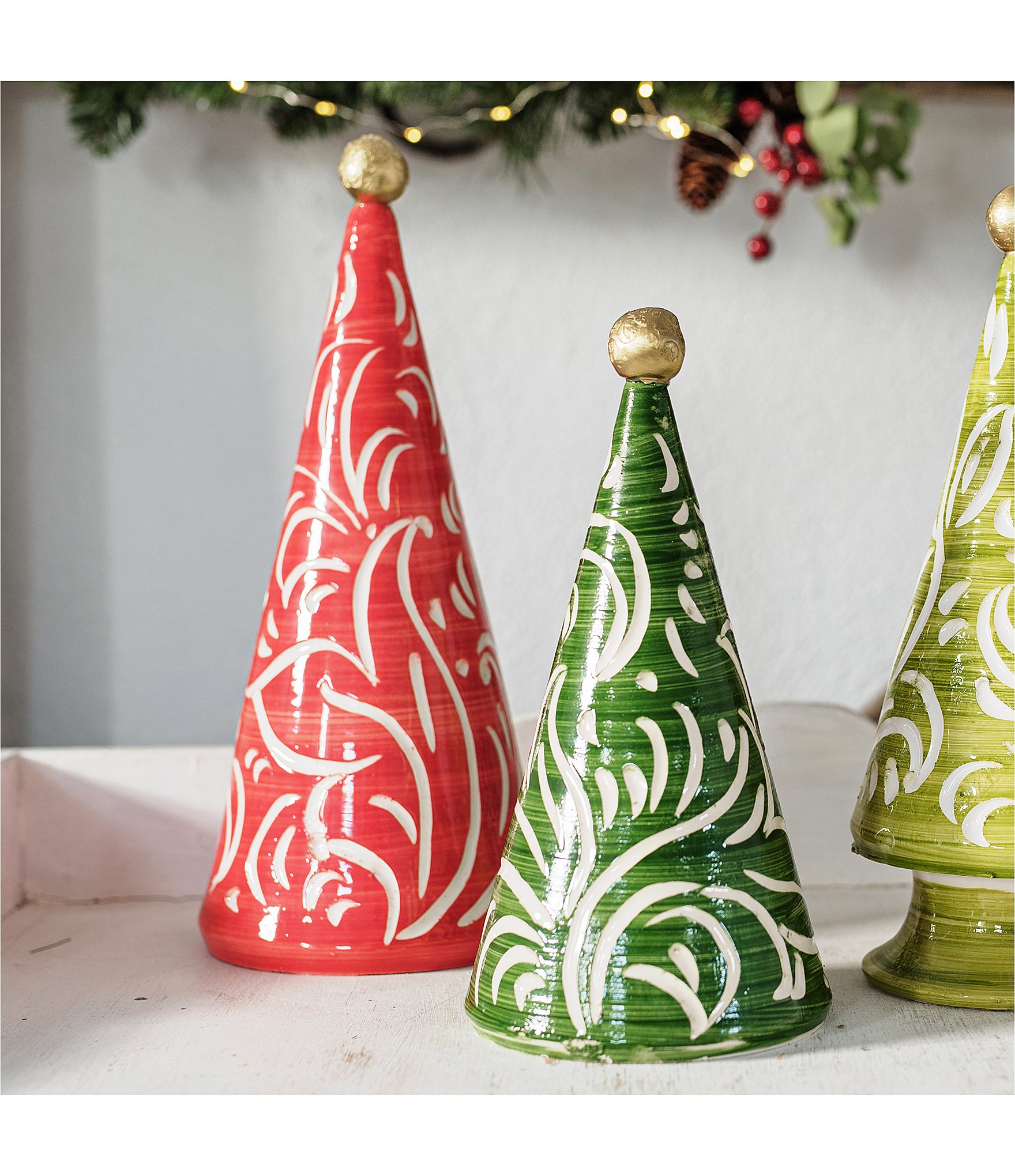 VIETRI Foresta Lime Green Scroll Tree