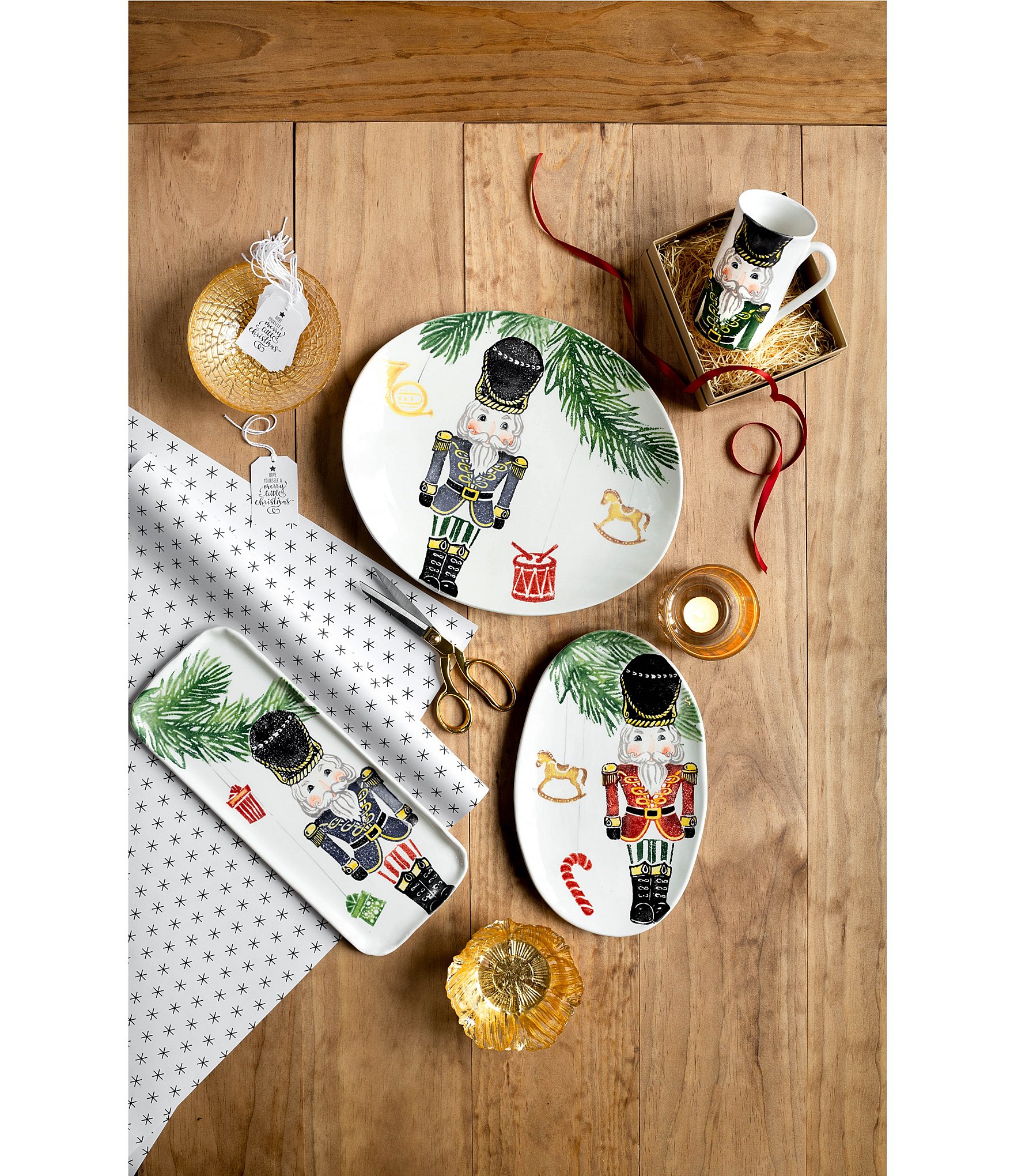 VIETRI Holiday Nutcrackers Small Oval Platter