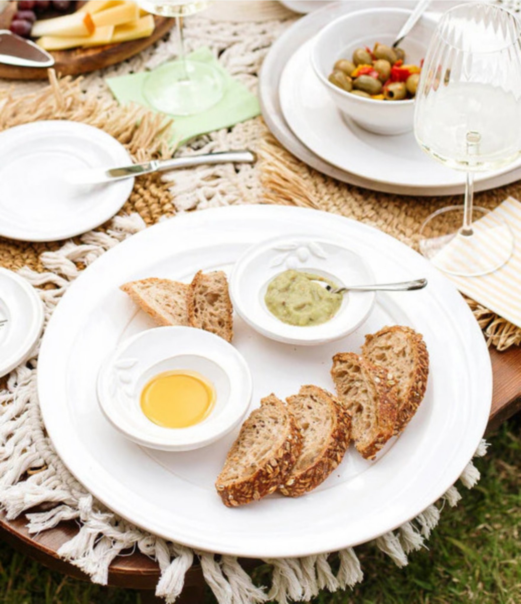 VIETRI Luna Condiment Bowl