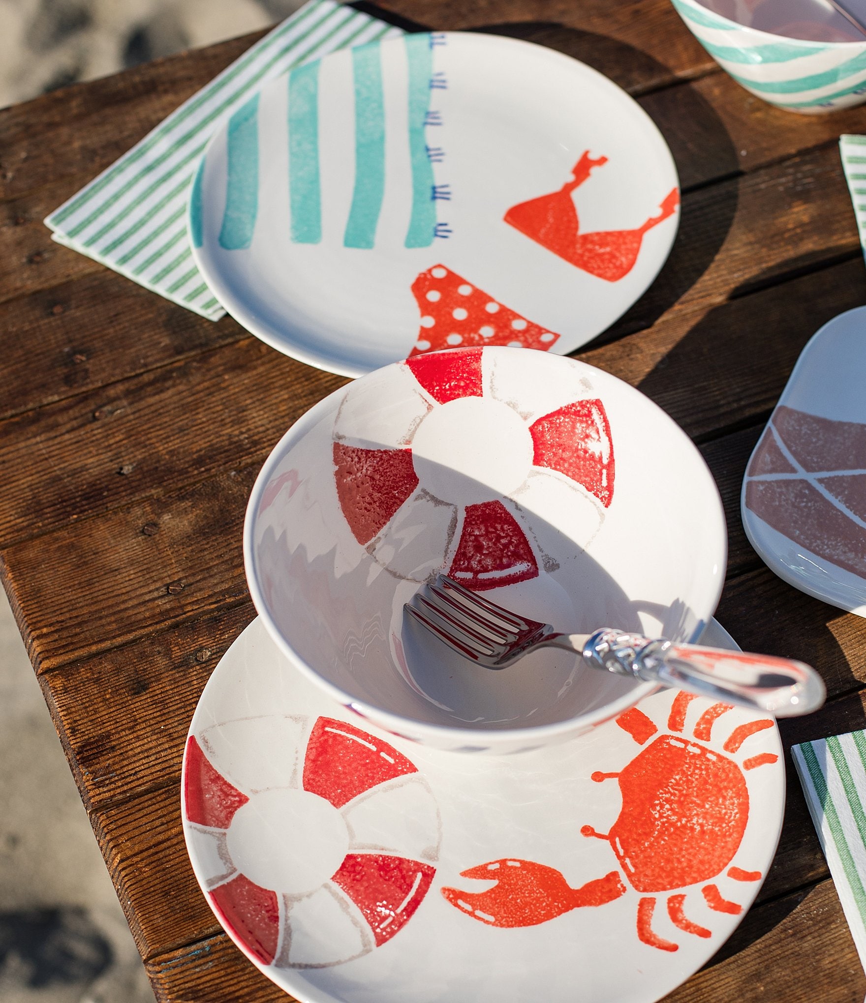 VIETRI Riviera Red Bikini Salad Plate