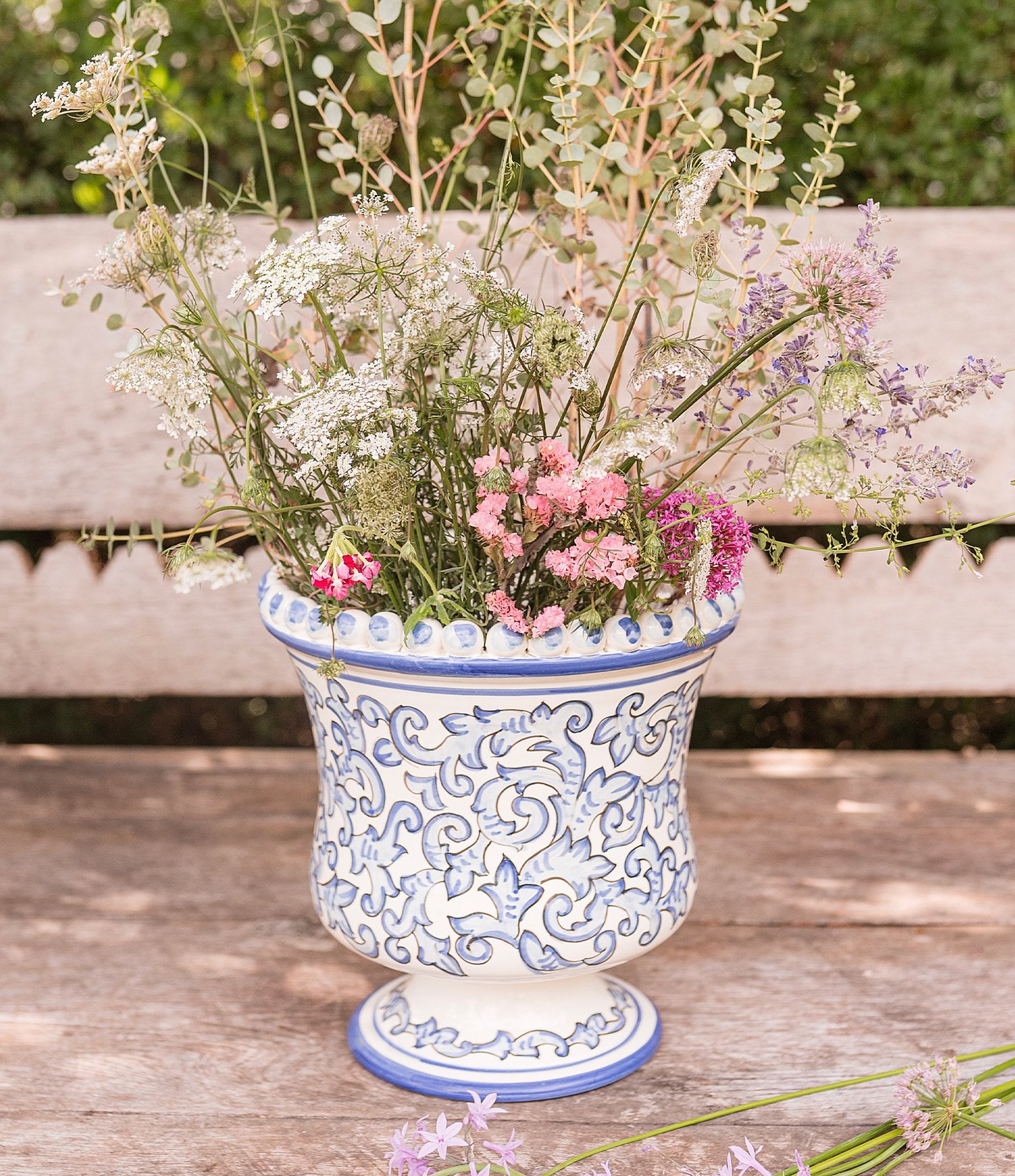 VIETRI Scorrimento Blu Collection Small Round Planter