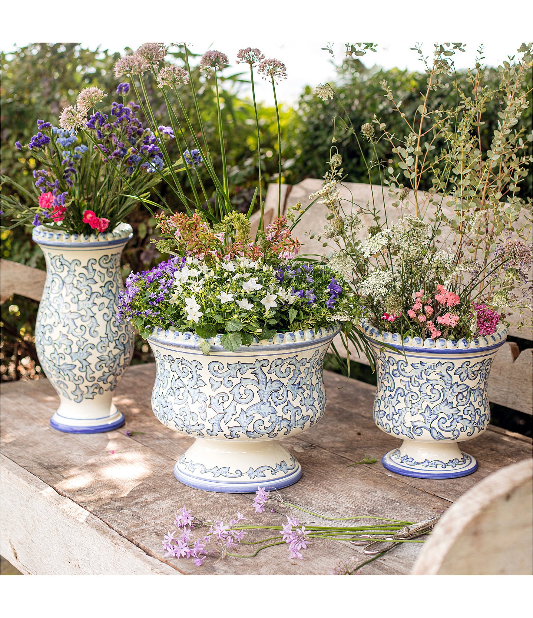 VIETRI Scorrimento Blu Collection Small Round Planter