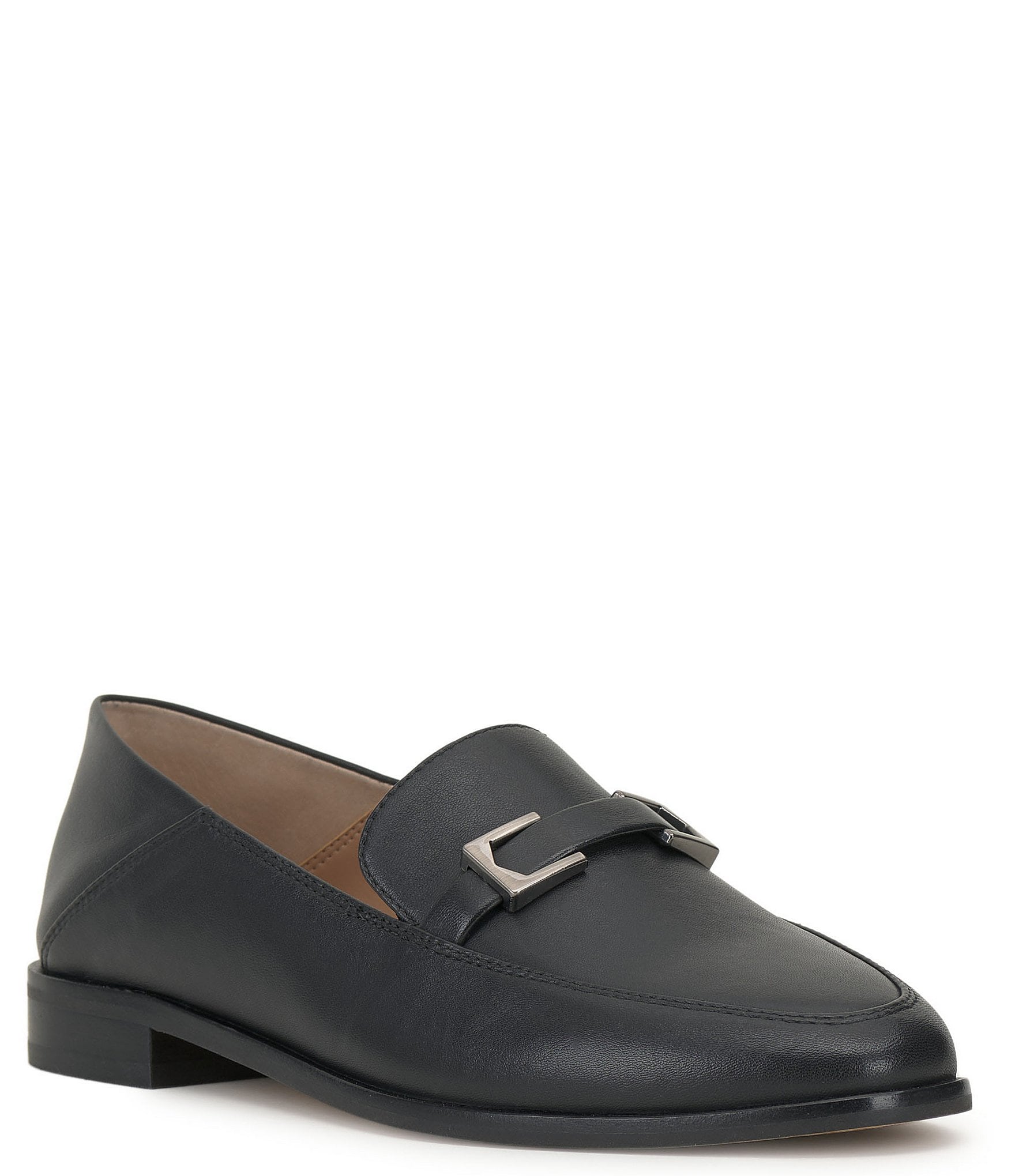 Vince 2025 camuto loafers