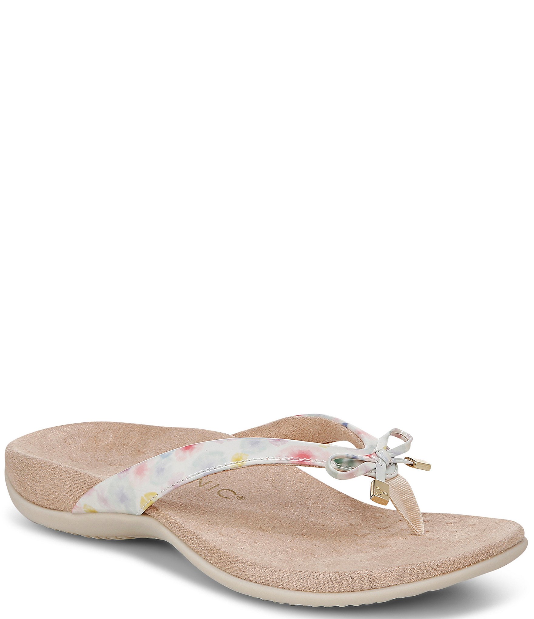 Vionic thong sandals on sale with buckle detail