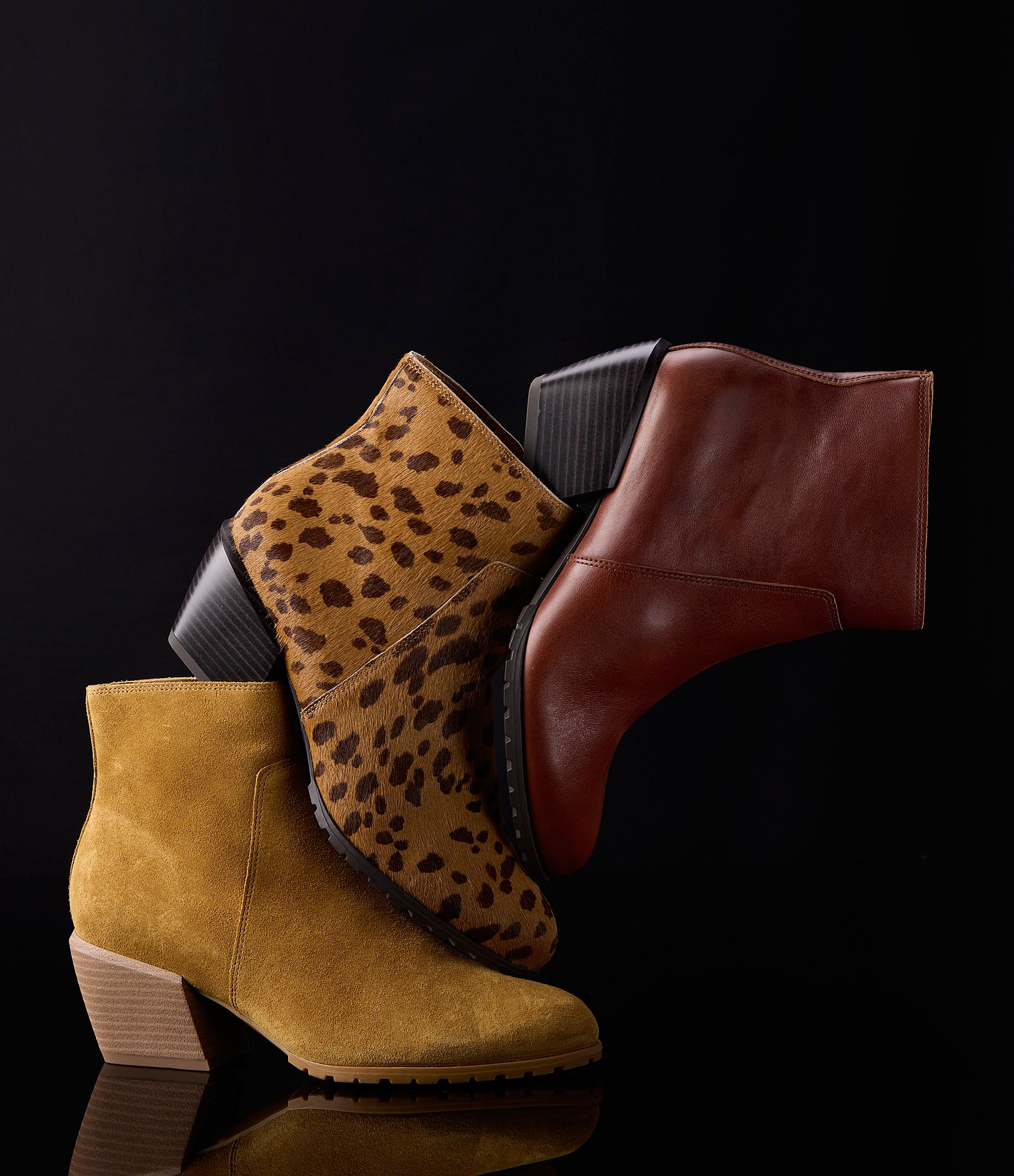 Vionic Bianca Leather Stacked Heel Booties