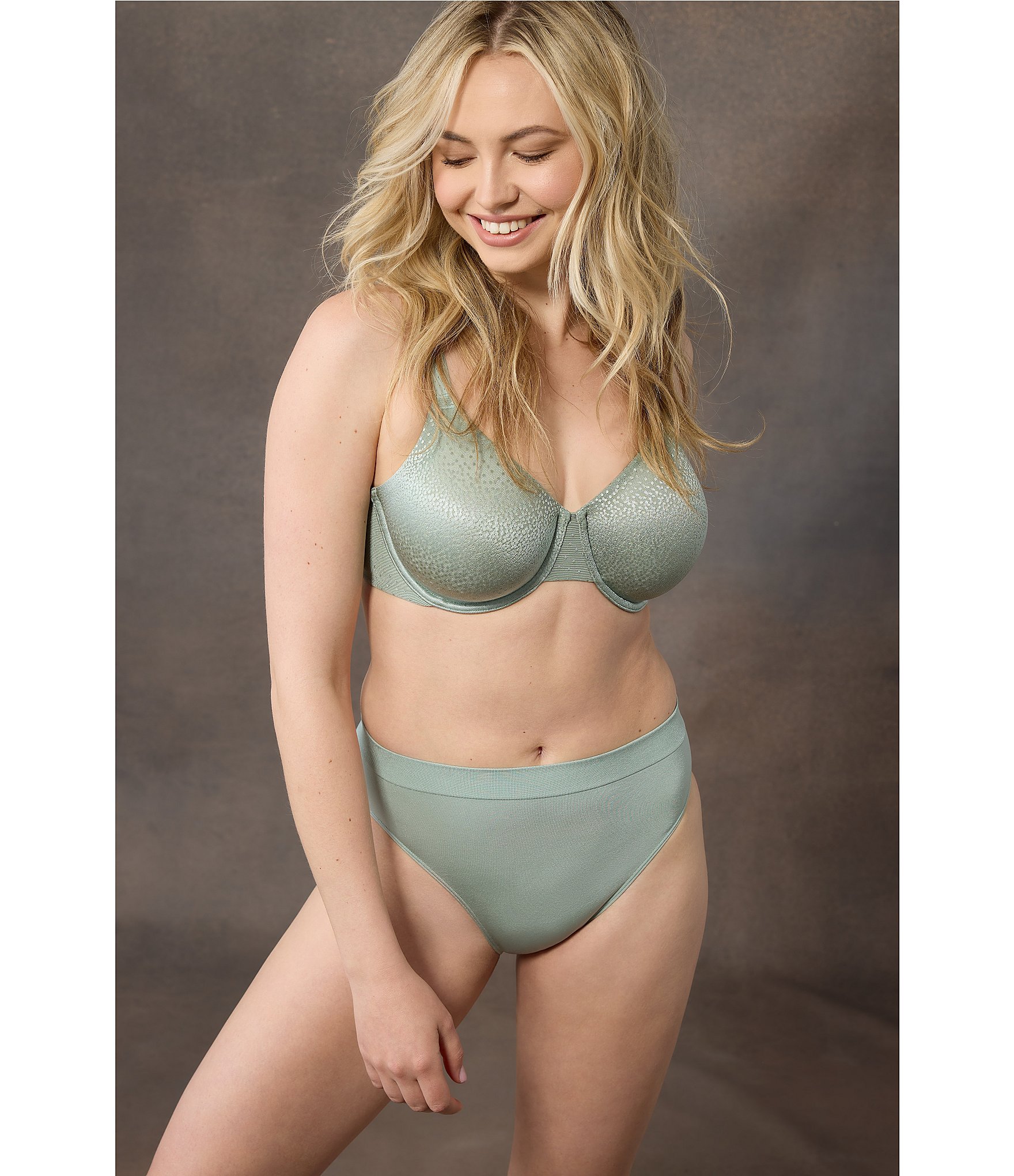 Wacoal Back Appeal® Dot Jacquard Underwire Bra