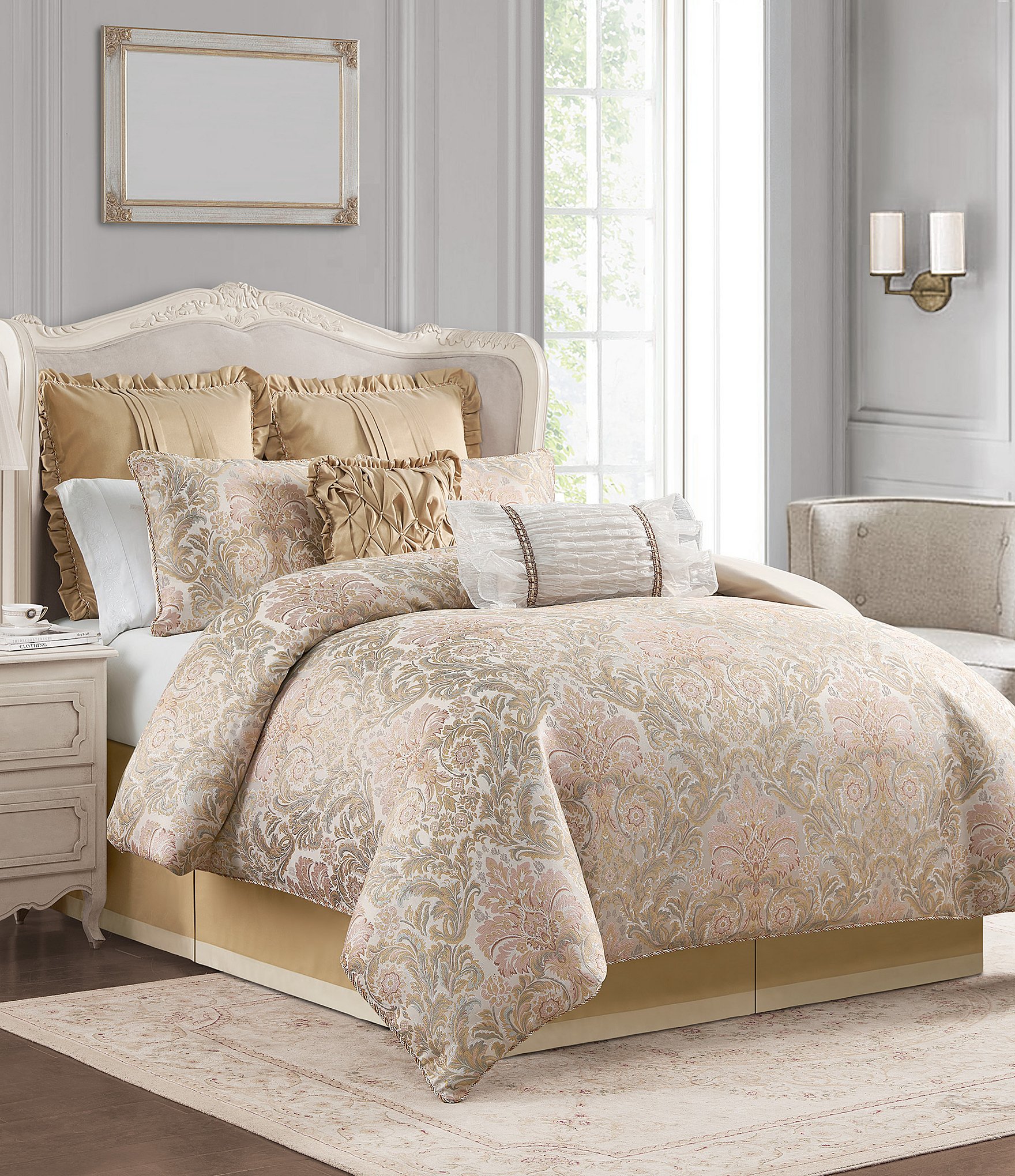 Waterford bed comforter Jacard King 4 piece set top