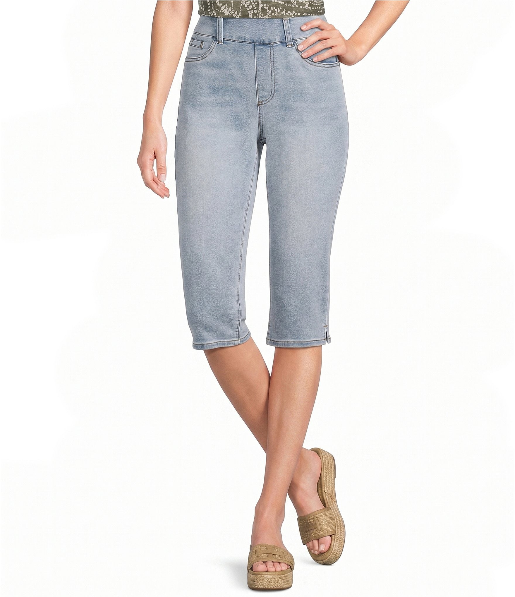 Westbound Petite Size High Rise Pull-On Crop Capri Pants