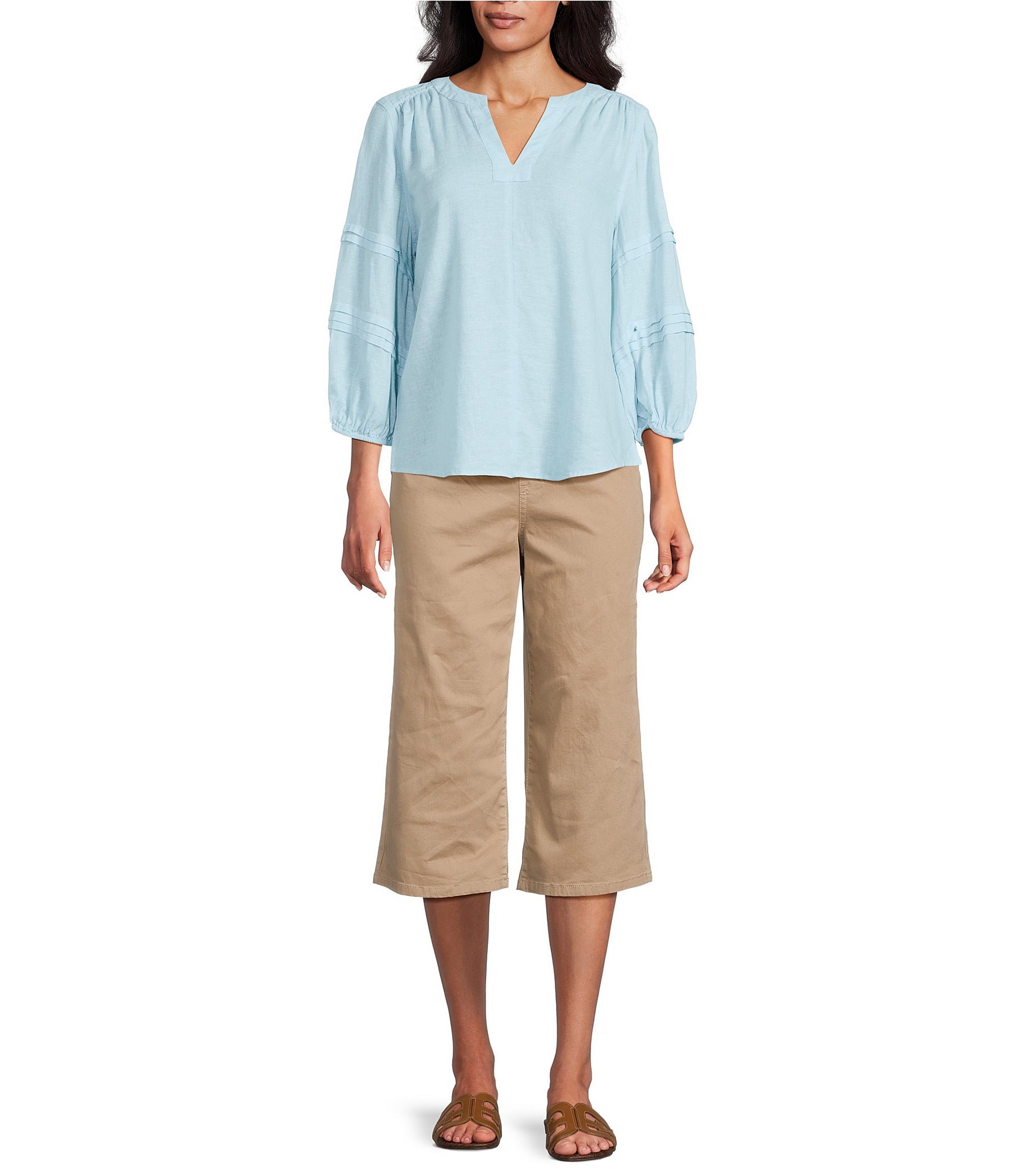 Westbound Solid 3/4 Sleeve V-Neck Top