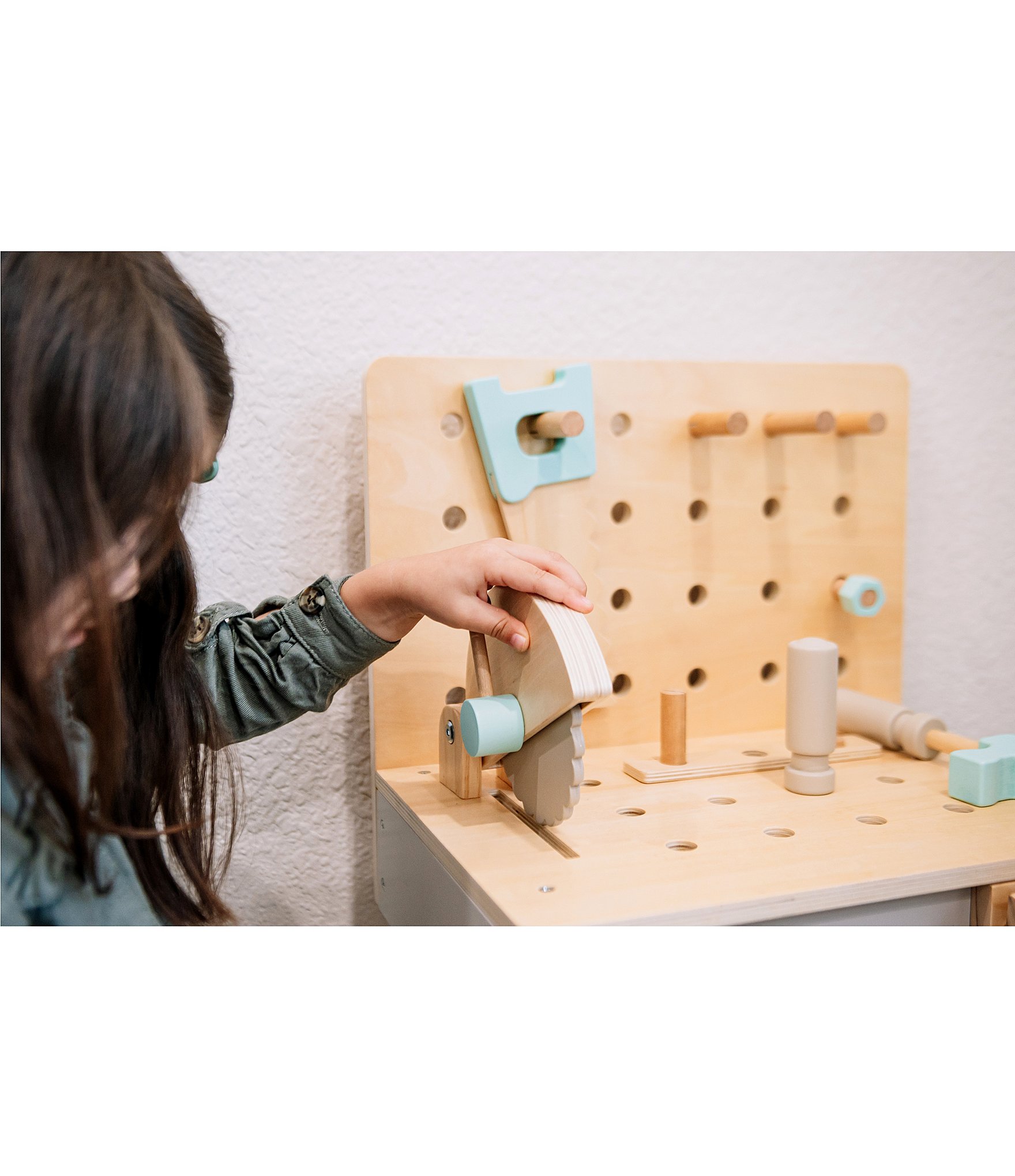 Wonder & Wise By Asweets Little Builder Workbench