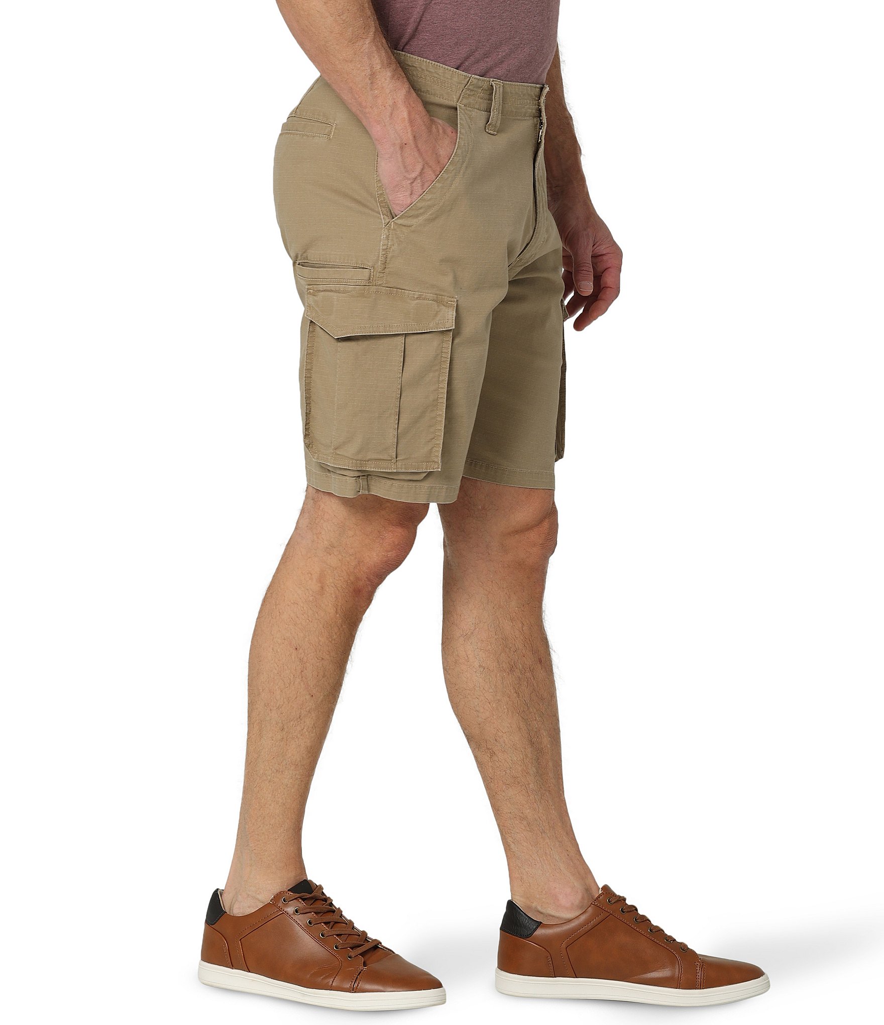 Wrangler® 6-Pocket Cargo Ripstop 10 1/2#double; Inseam Shorts